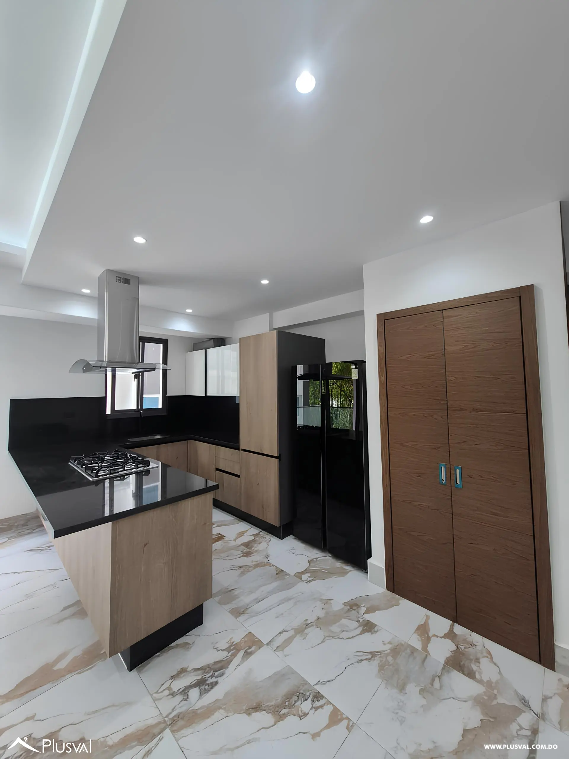 Se Vende apartamento de 1 habitación + Línea Blanca en Paraíso 506304