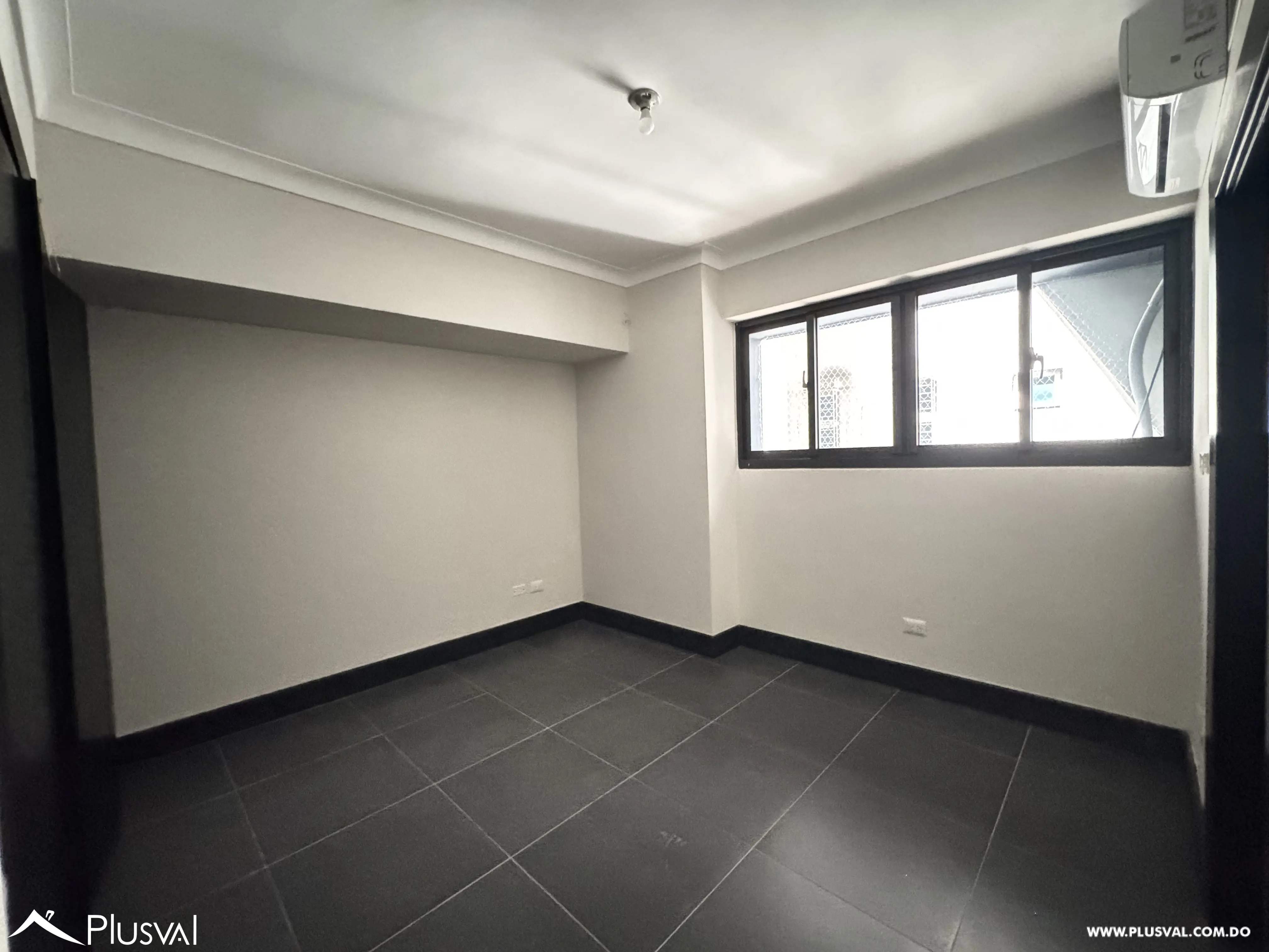 Alquilo Excelente Apartamento en el Corazón de Piantini 493569