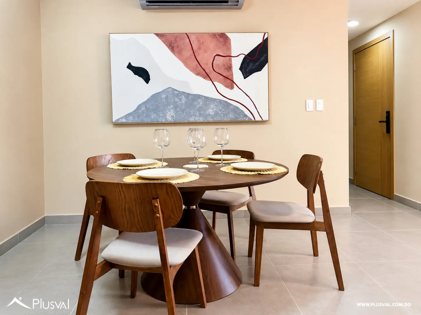 Alquiler Apartamento Amueblado 2 Habitaciones con Vista al Mar y Amenidades de Lujo en el Malecón 536562