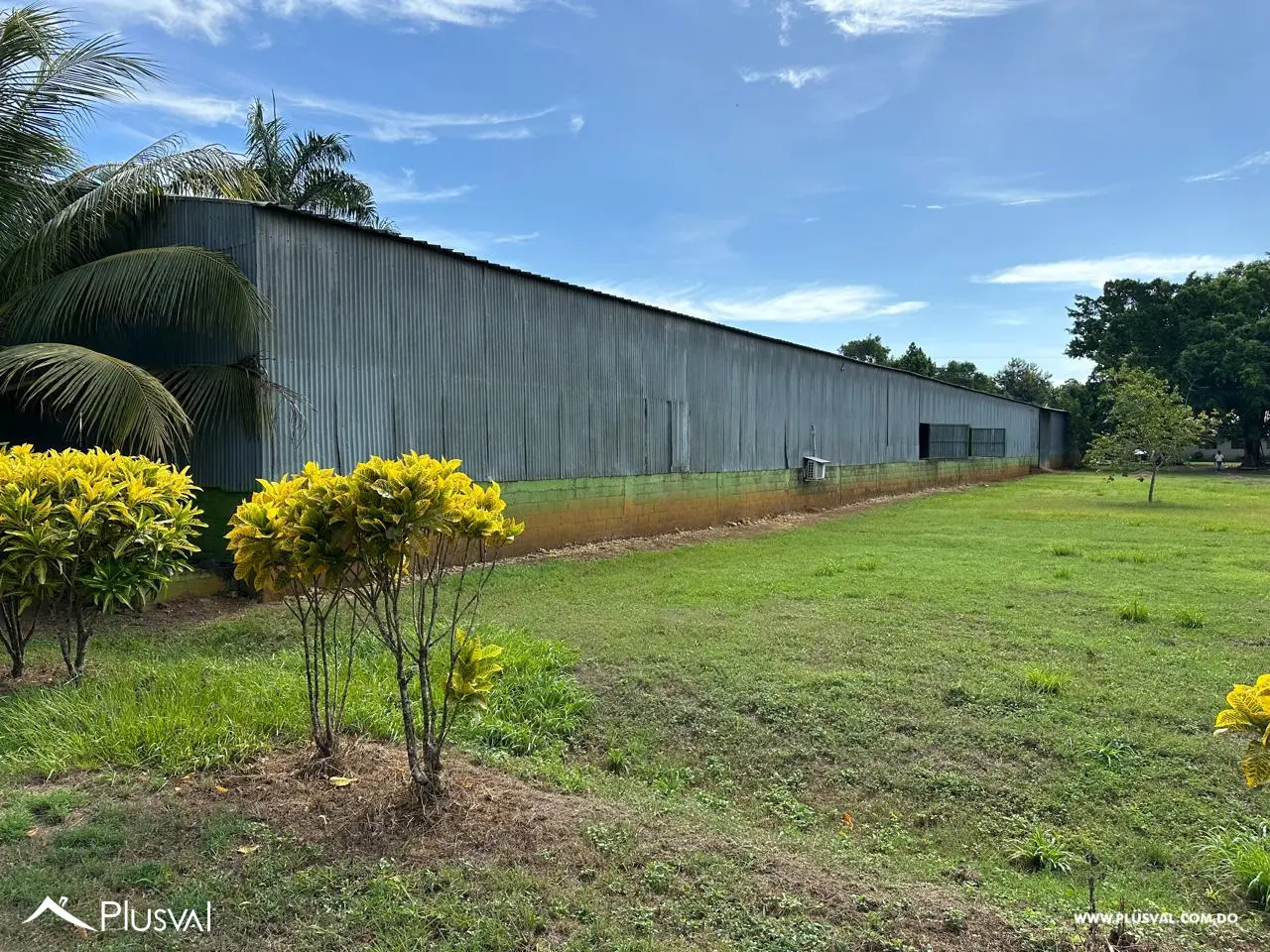 Terreno con nave disponible, perfecto para inversión comercial o expansión empresarial. 507302