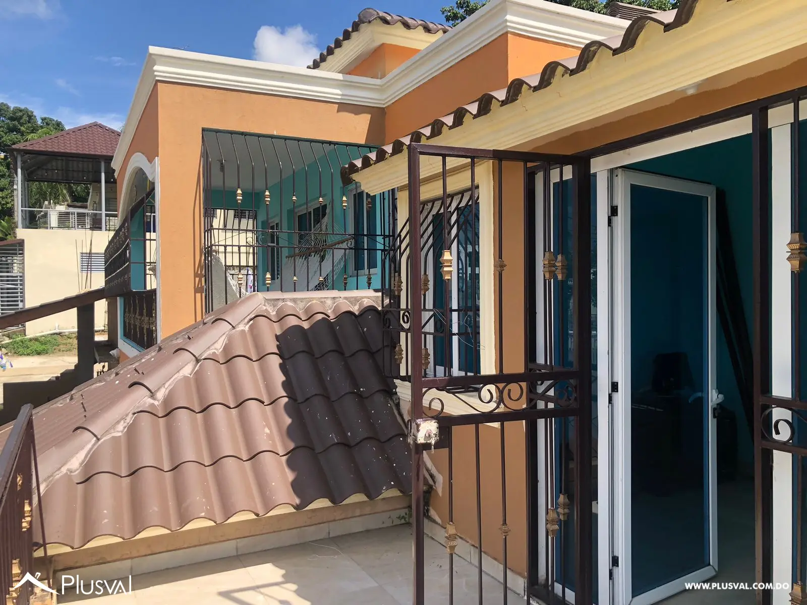 Residencia familiar en venta en Los Hidalgos, Km 14 Autopista Duarte 474530