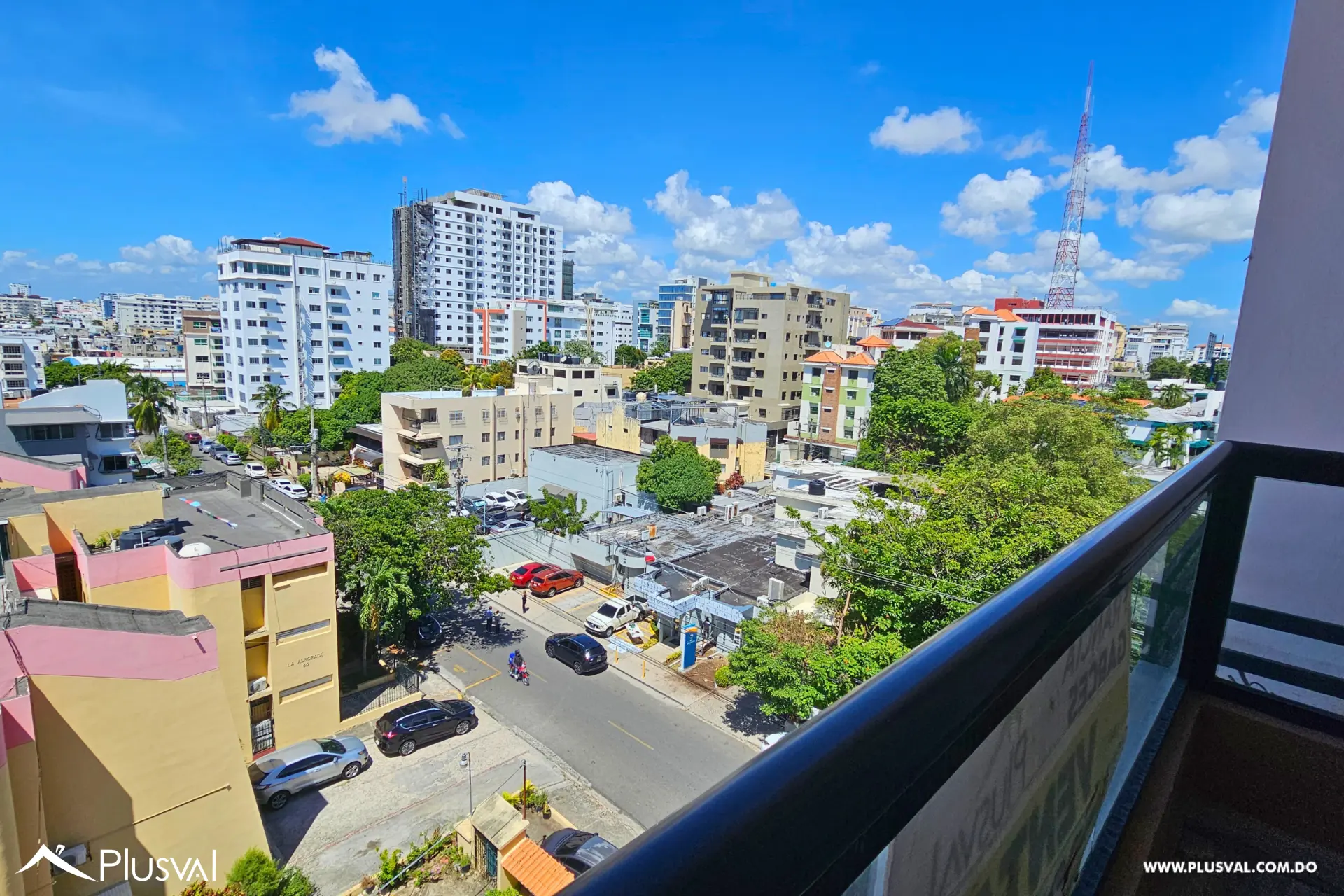 Apartamento a estrenar en Bella Vista, con areas sociales en el Rooftop. 460152