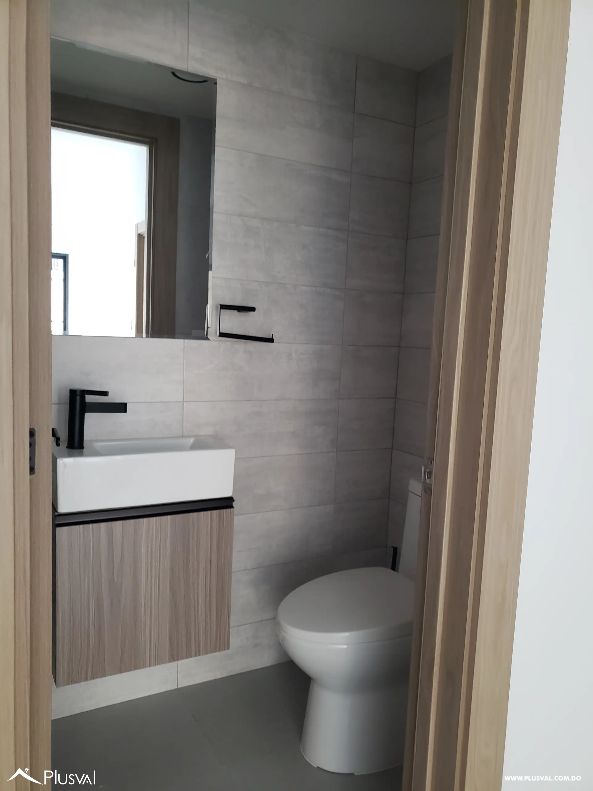 Apartamento nuevo a estrenar en Evaristo Morales. 526363