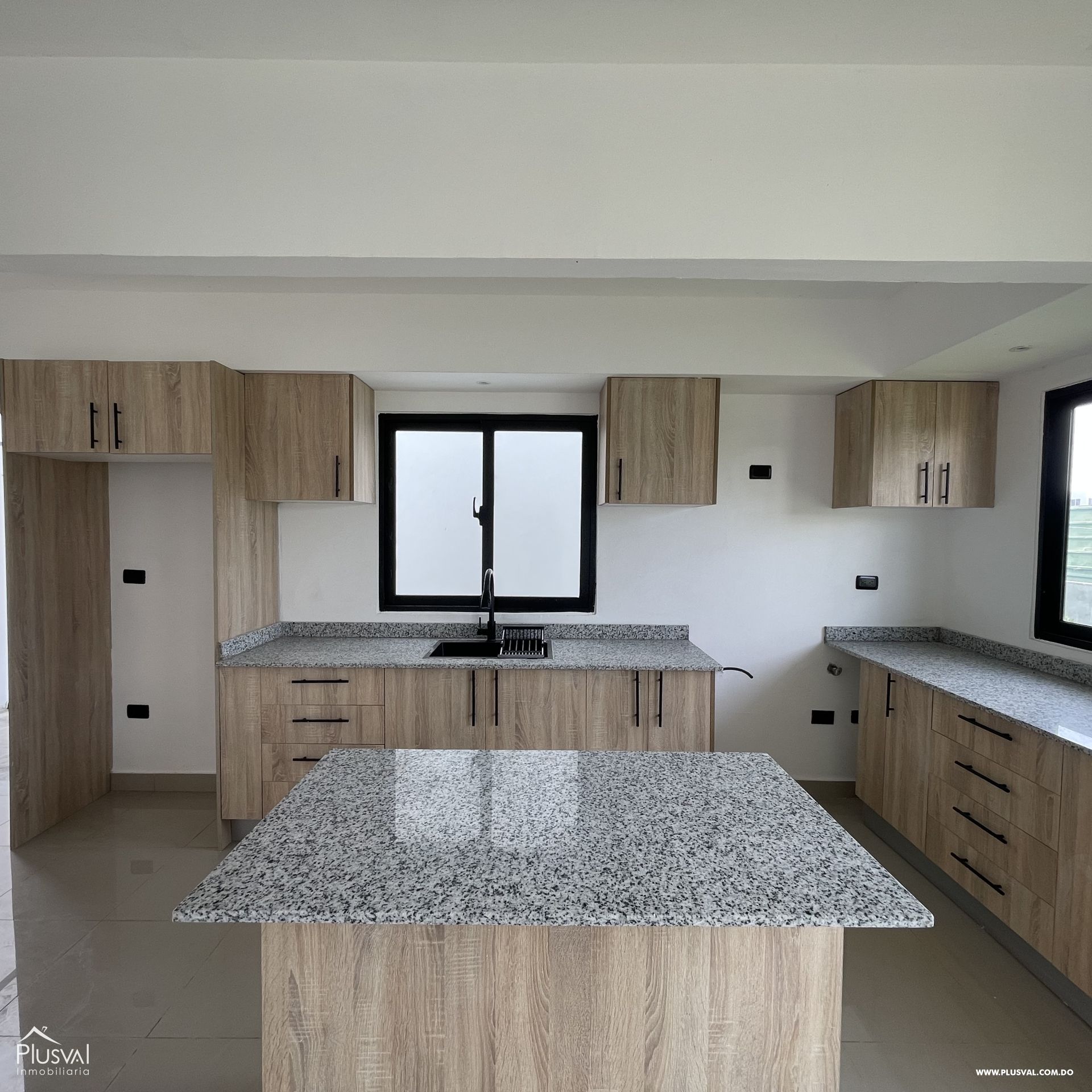 Casa en Alquiler en el Residencial Brisas de Punta Cana 451250
