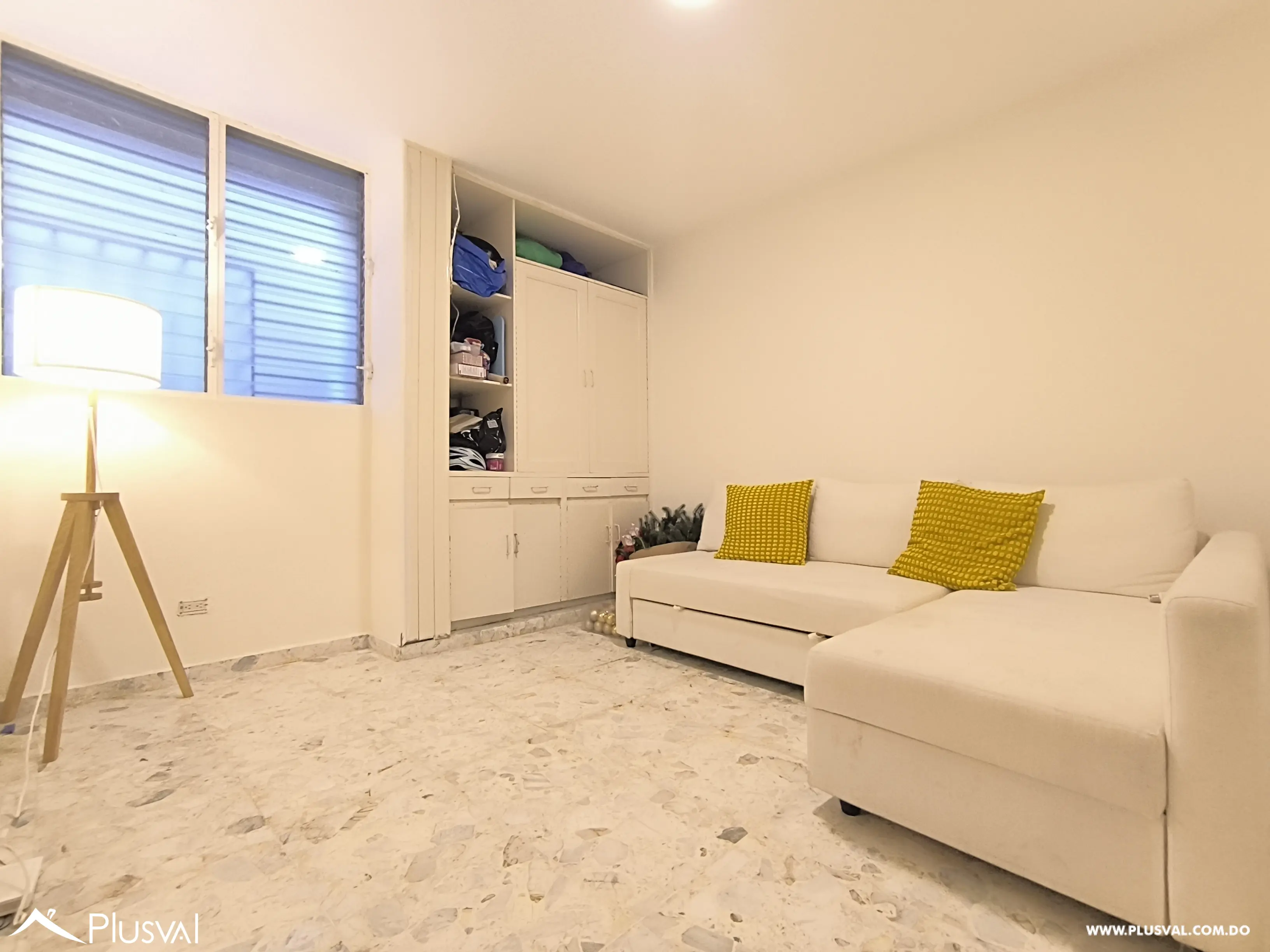 Apartamento en venta de 3 habitaciones con balcón en Naco 480753