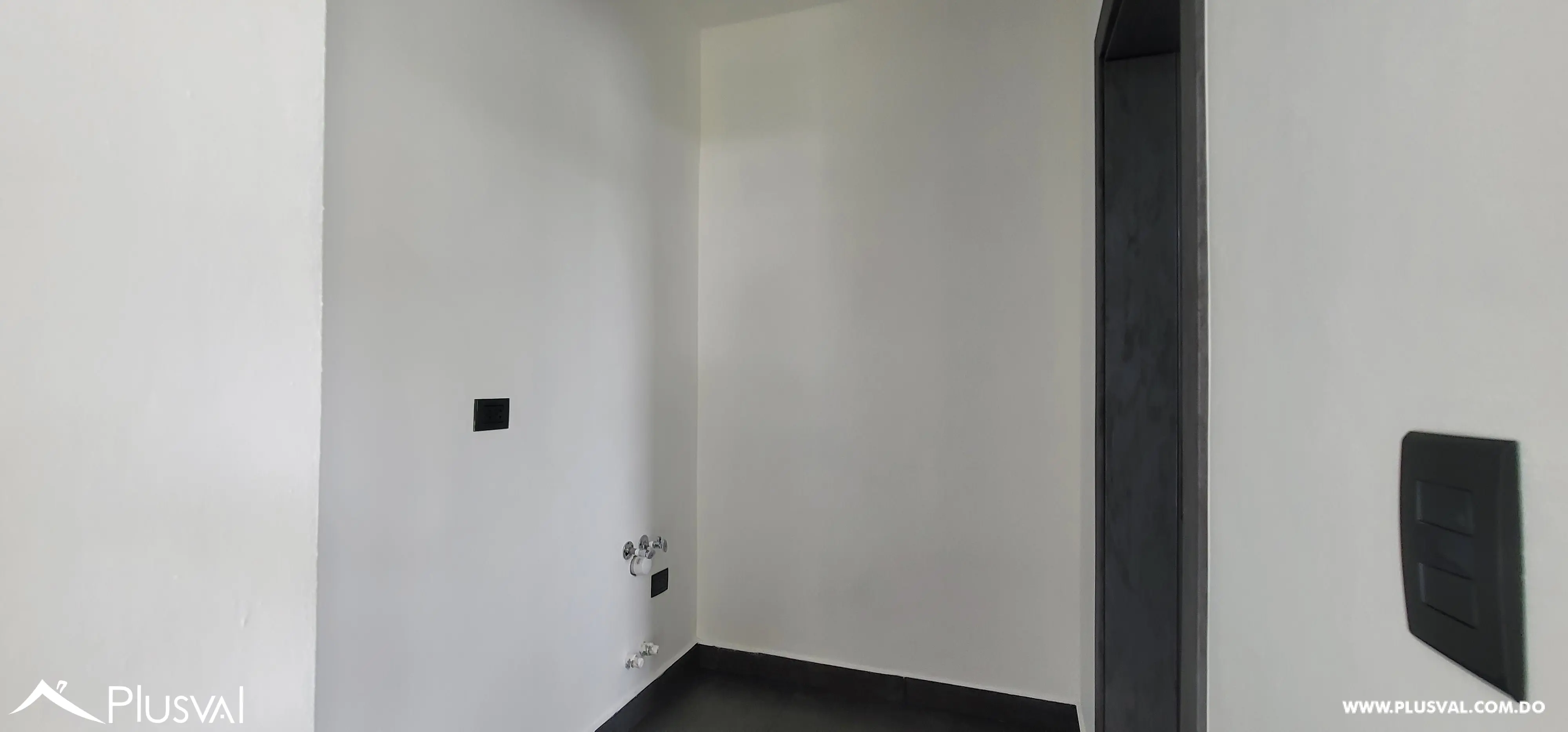 CASA 31 EN CALLE ALMENDRO, PASEO DEL SENDERO 527577