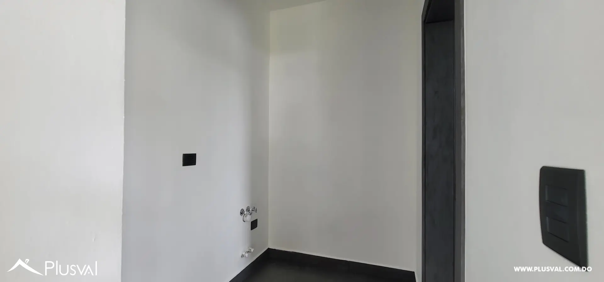CASA 31 EN CALLE ALMENDRO, PASEO DEL SENDERO 527577