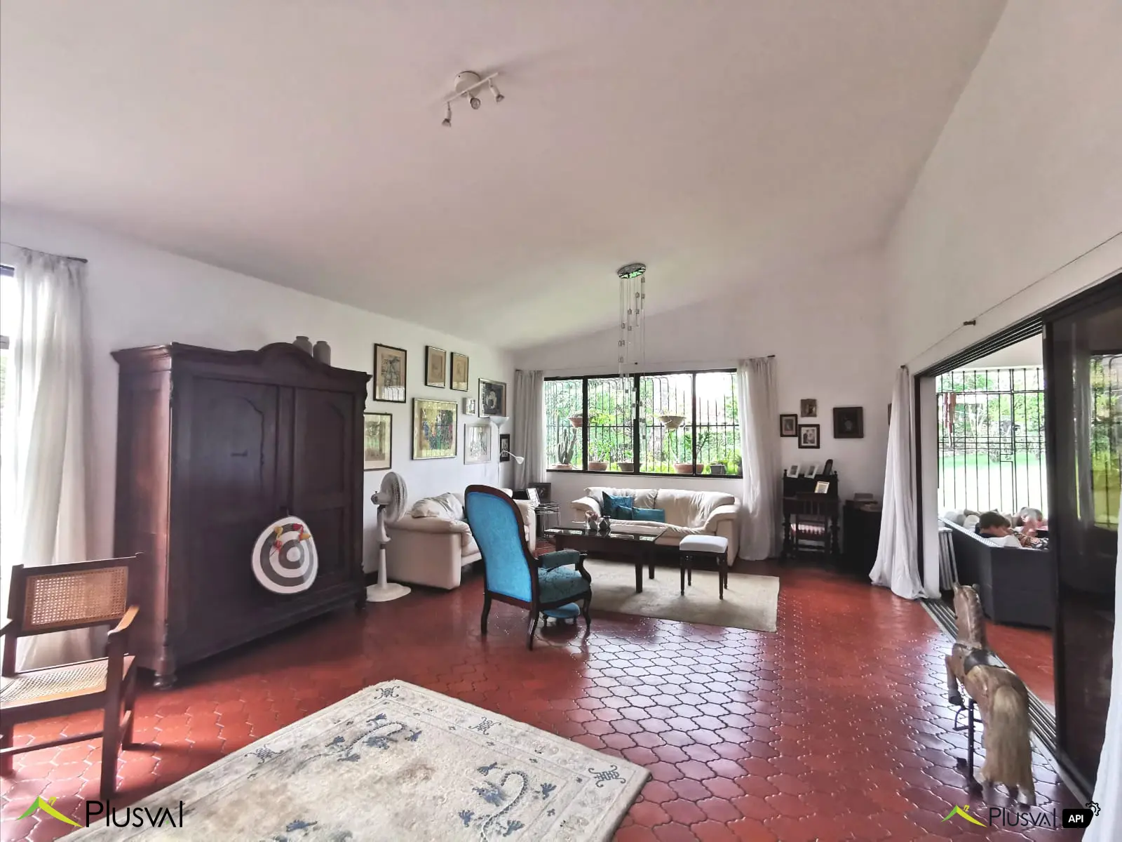 Se vende amplia casa en Altos de Arroyo Hondo II con patio 450312