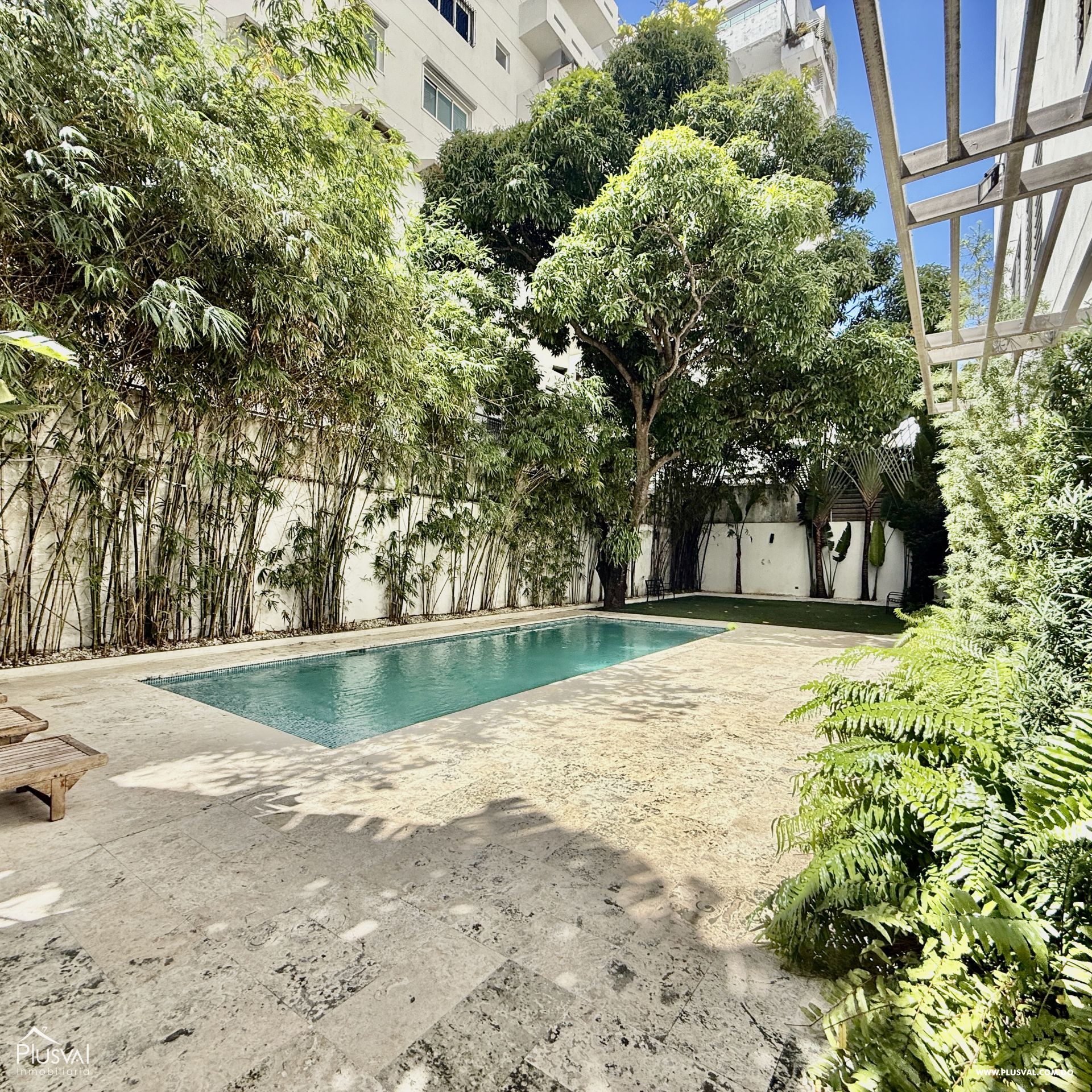 Lujoso Apartamento en Venta en Piantini de 3 habitaciones con balcon 424998