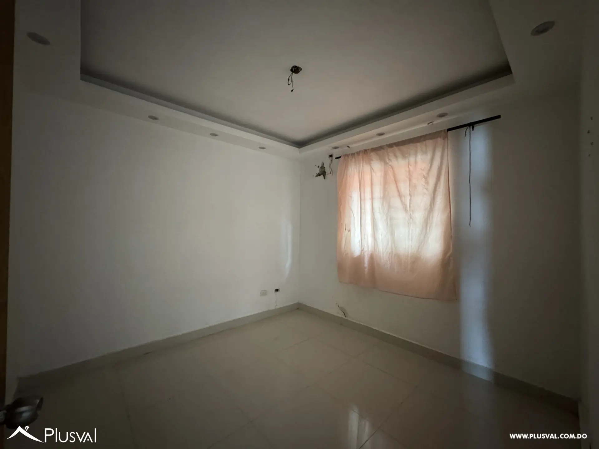 Apartamento en venta de 3 habitaciones en Villa Aura con walk-in closet y 2 parqueos 507389