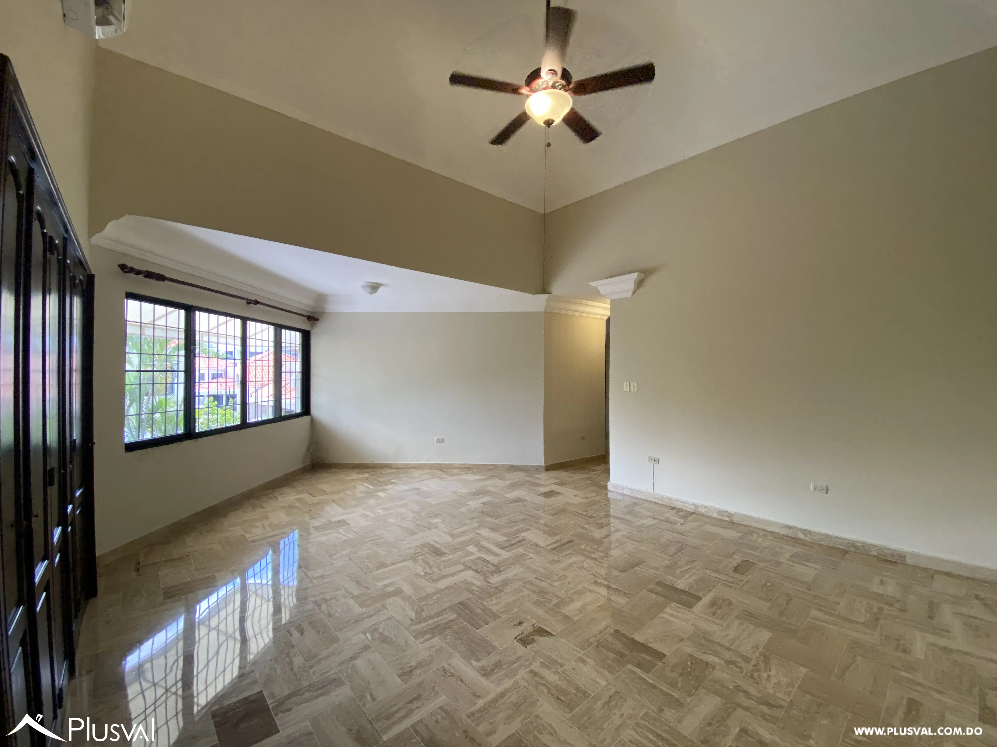 Alquilo Excelente Casa Residencial en Las Praderas 455446