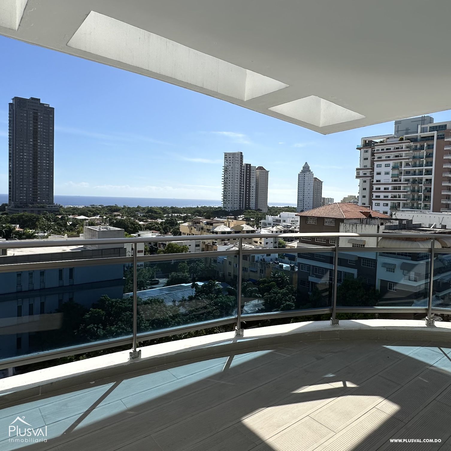 Apartamento en venta en Renacimiento – 3 habitaciones y vista al mar | santo domingo 435375