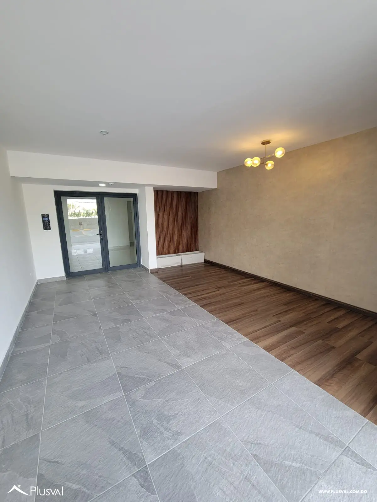 Apartamento de 3er nivel en Santiago: Exclusividad, elegancia y amplios espacios 462784