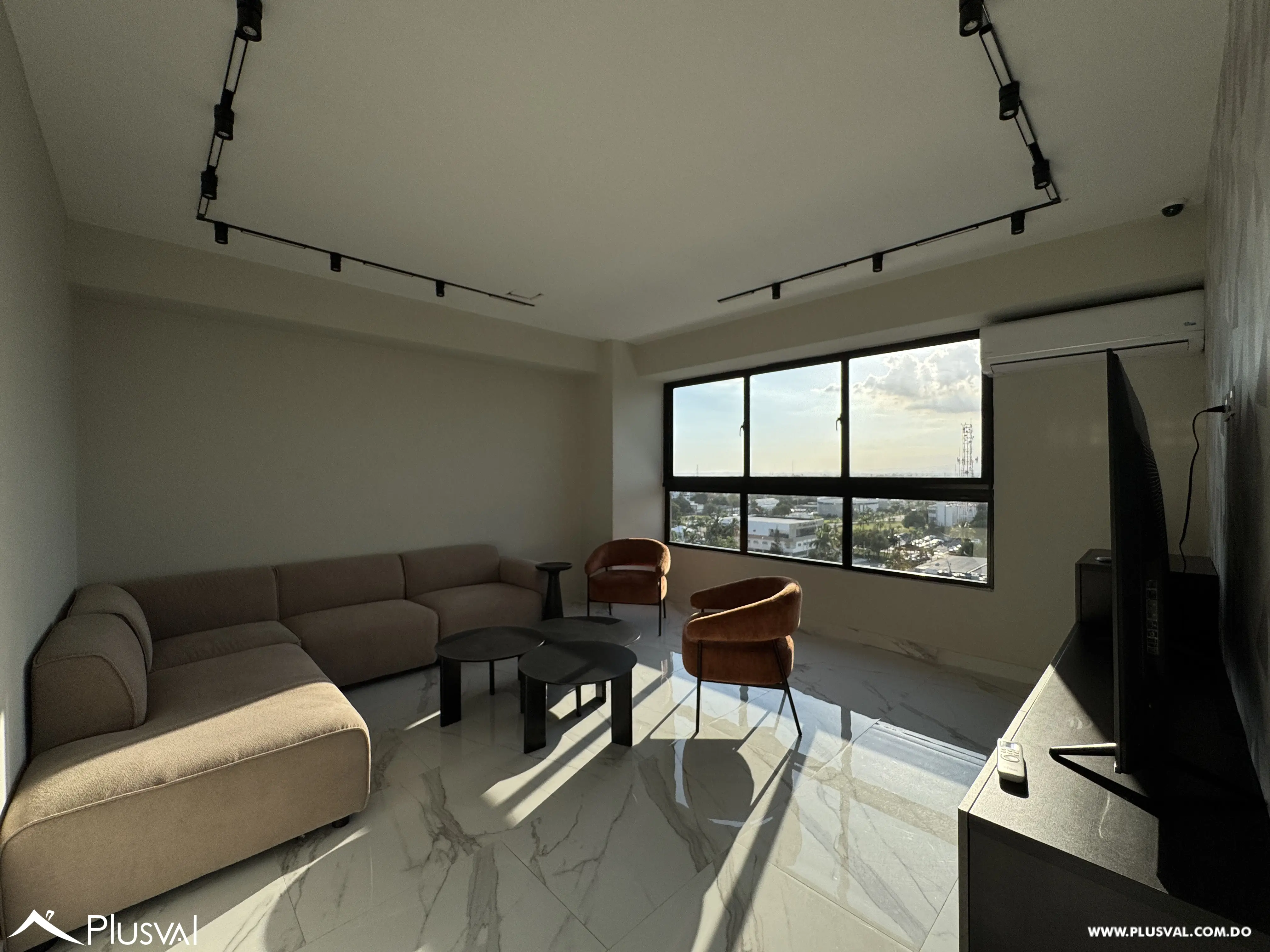 Apartamento en alquiler con 2 habitaciones y amenidades modernas cerca del Mirador Sur 493044