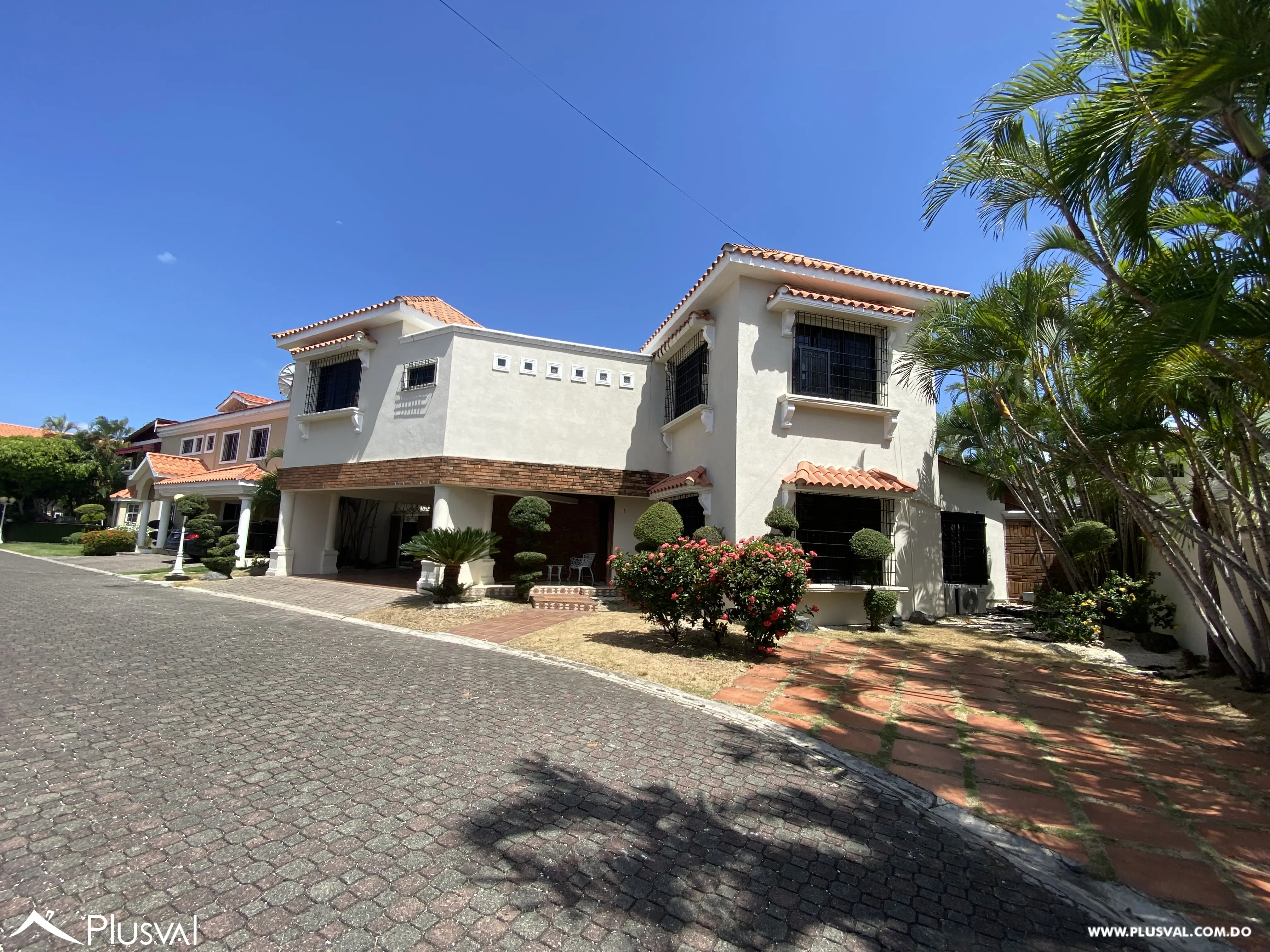 Alquilo Excelente Casa Residencial en Las Praderas 455438