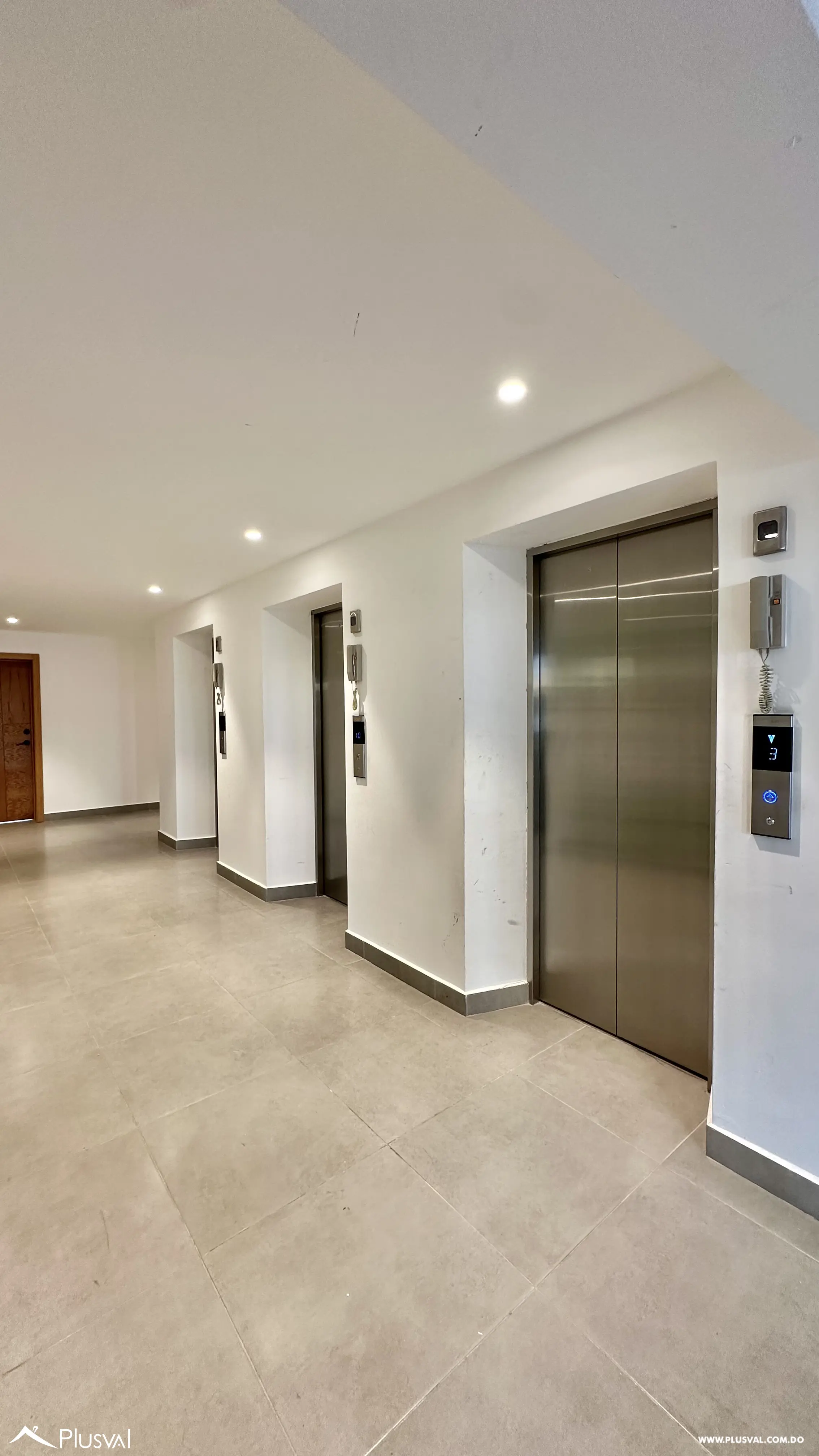 Apartamento en Alquiler en Gazcue – 2 Habitaciones, 2 Parqueos y Línea Blanca Incluida 476717