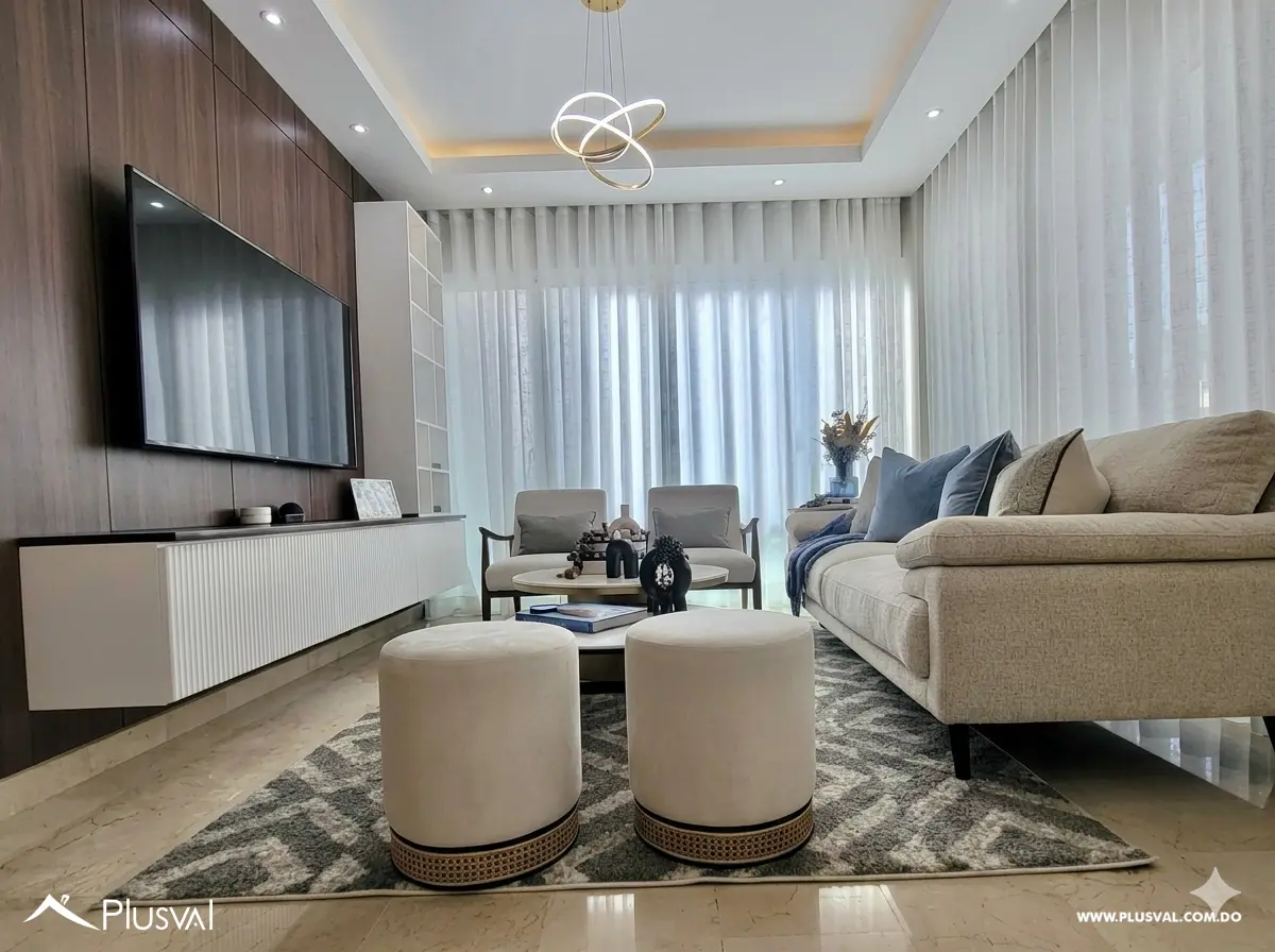 Apartamento en Alquiler en Naco 3 Habitaciones Cerca del Parque La Arboleda 503328