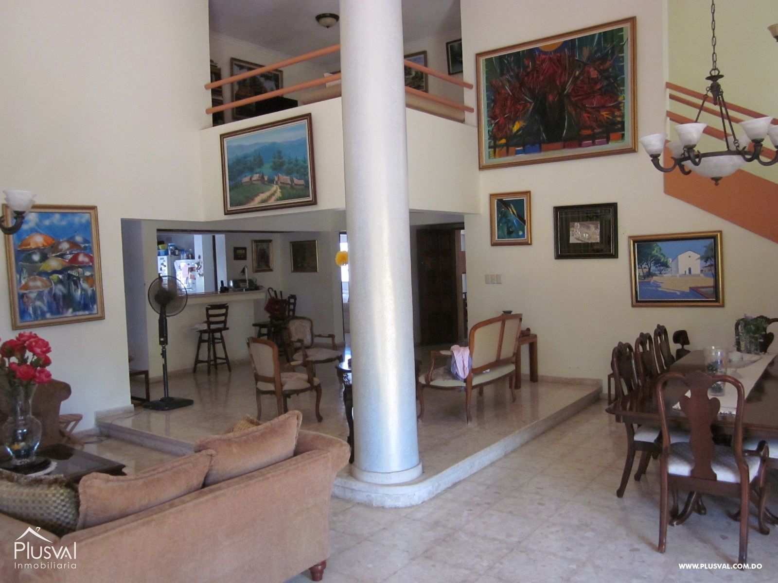 Amplia Casa en venta Cuesta Hermosa 293340