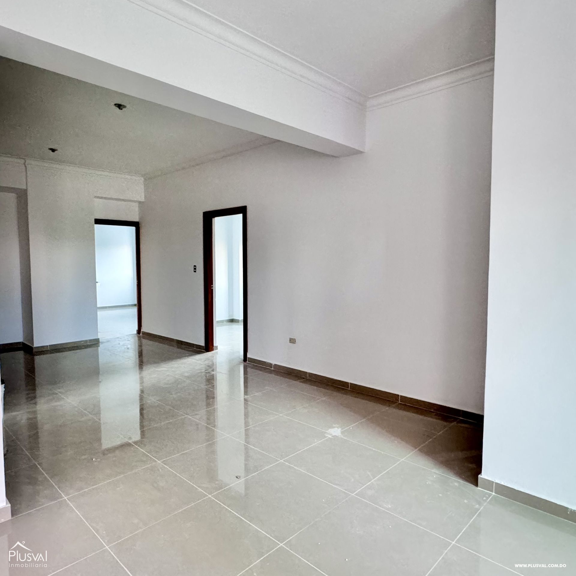 Apartamentos Amplio en Reparto los Tres Ojos 381214
