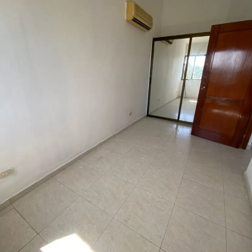 Local Comercial en Alquiler en Av Barceló Bávaro 425028