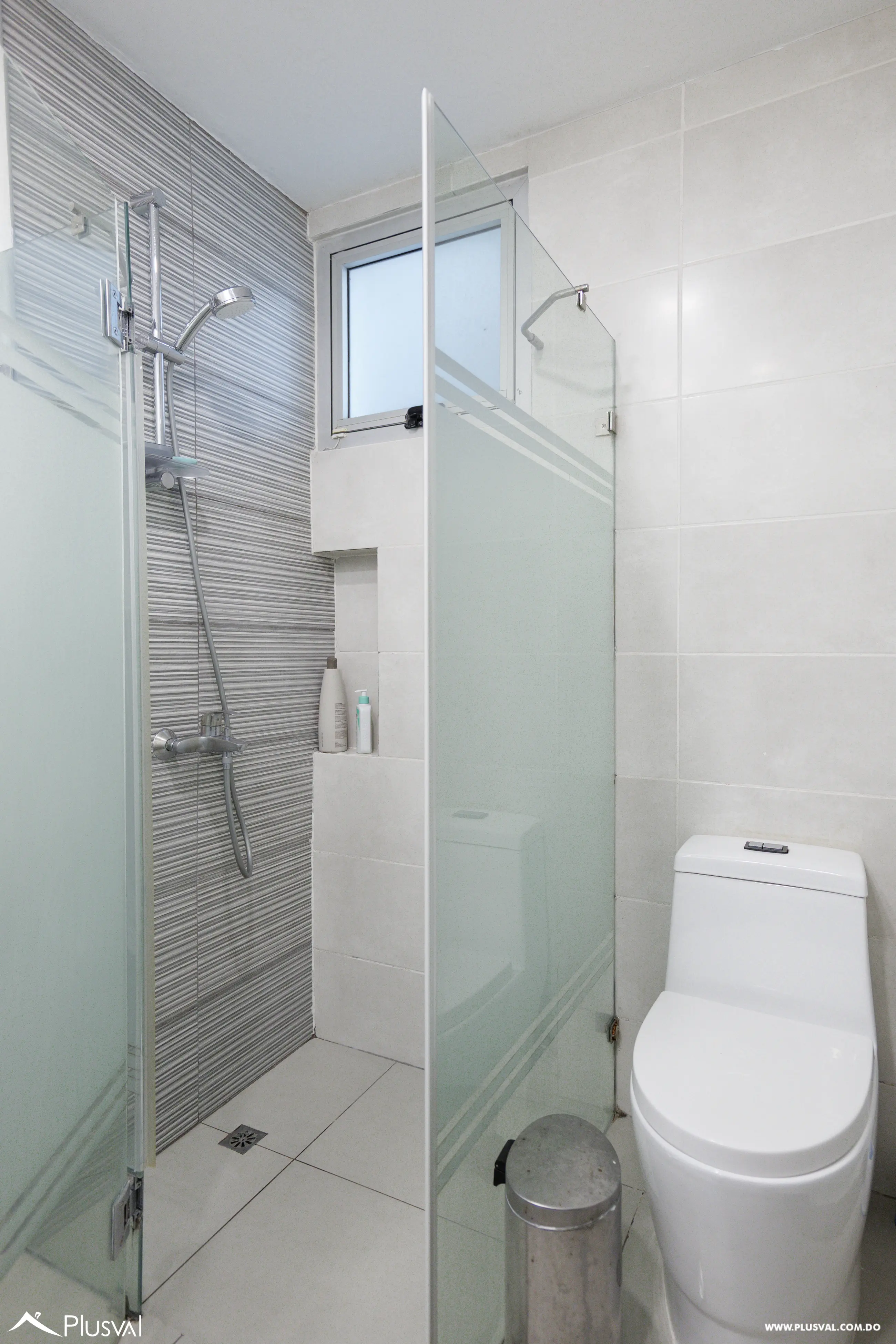 Bello apartamento en venta en Paraiso con  3 habitaciones + Estudio y Terraza 492966