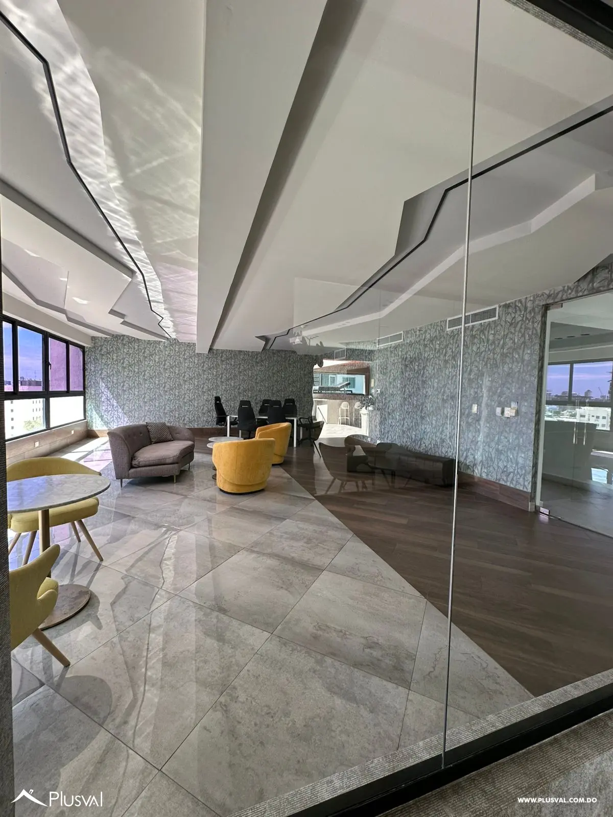 Amplio apartamento amueblado en piantini. 492089