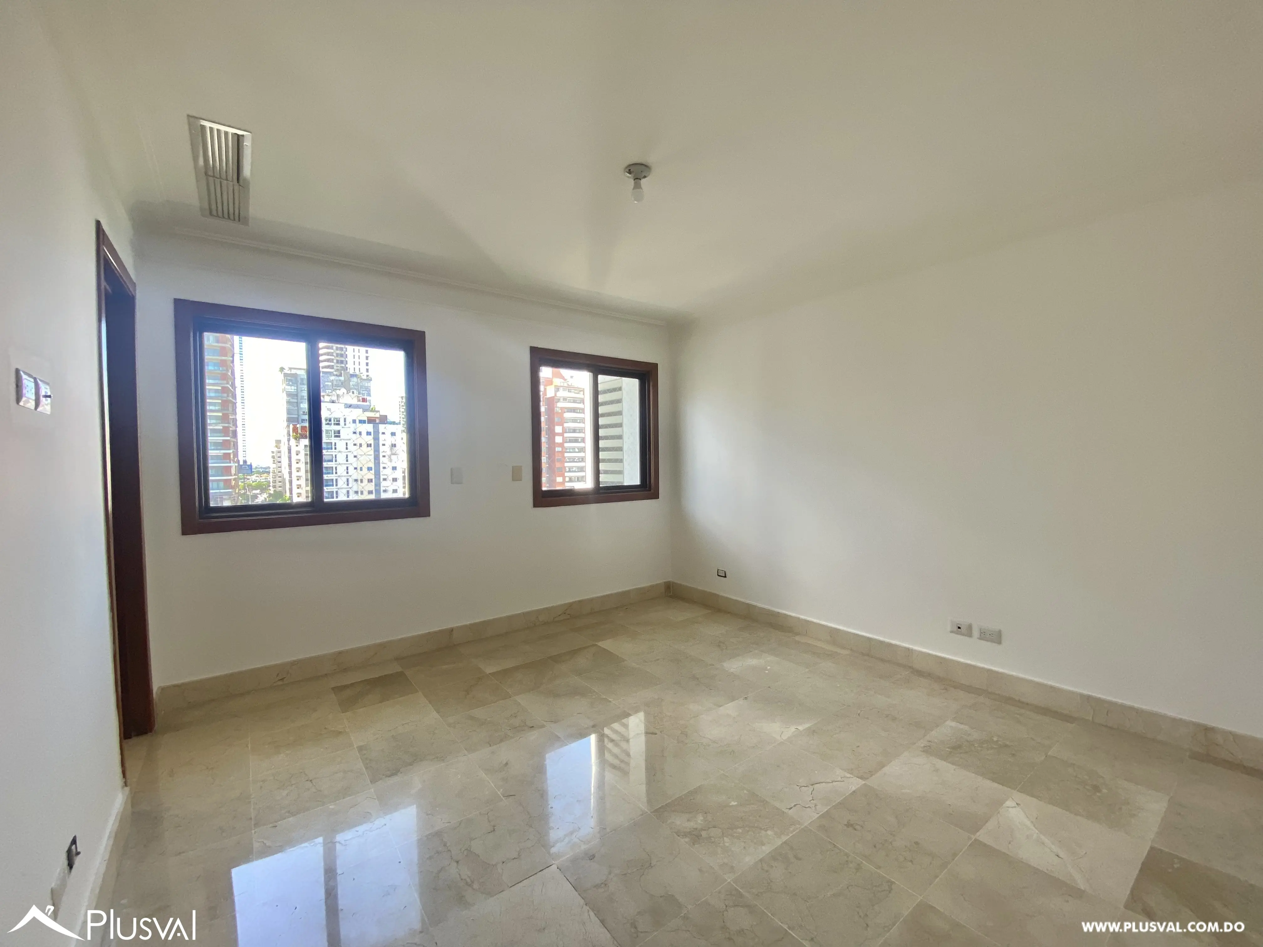 Alquilo Apartamento en Excelente Torre de Lujo en Piantini 476635