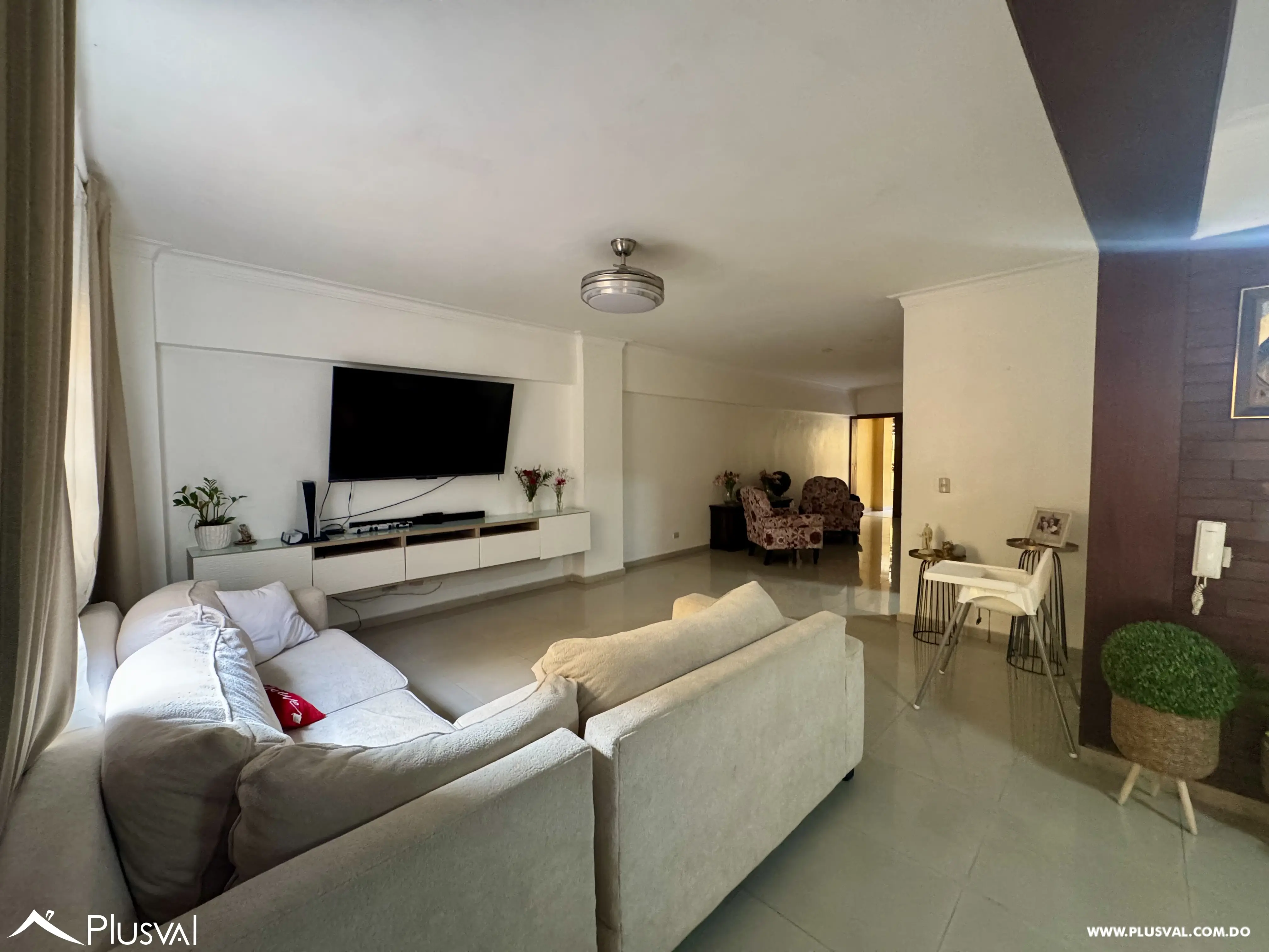 Amplio apartamento ubicado en Alma Rosa I, Santo Domingo Este 527348