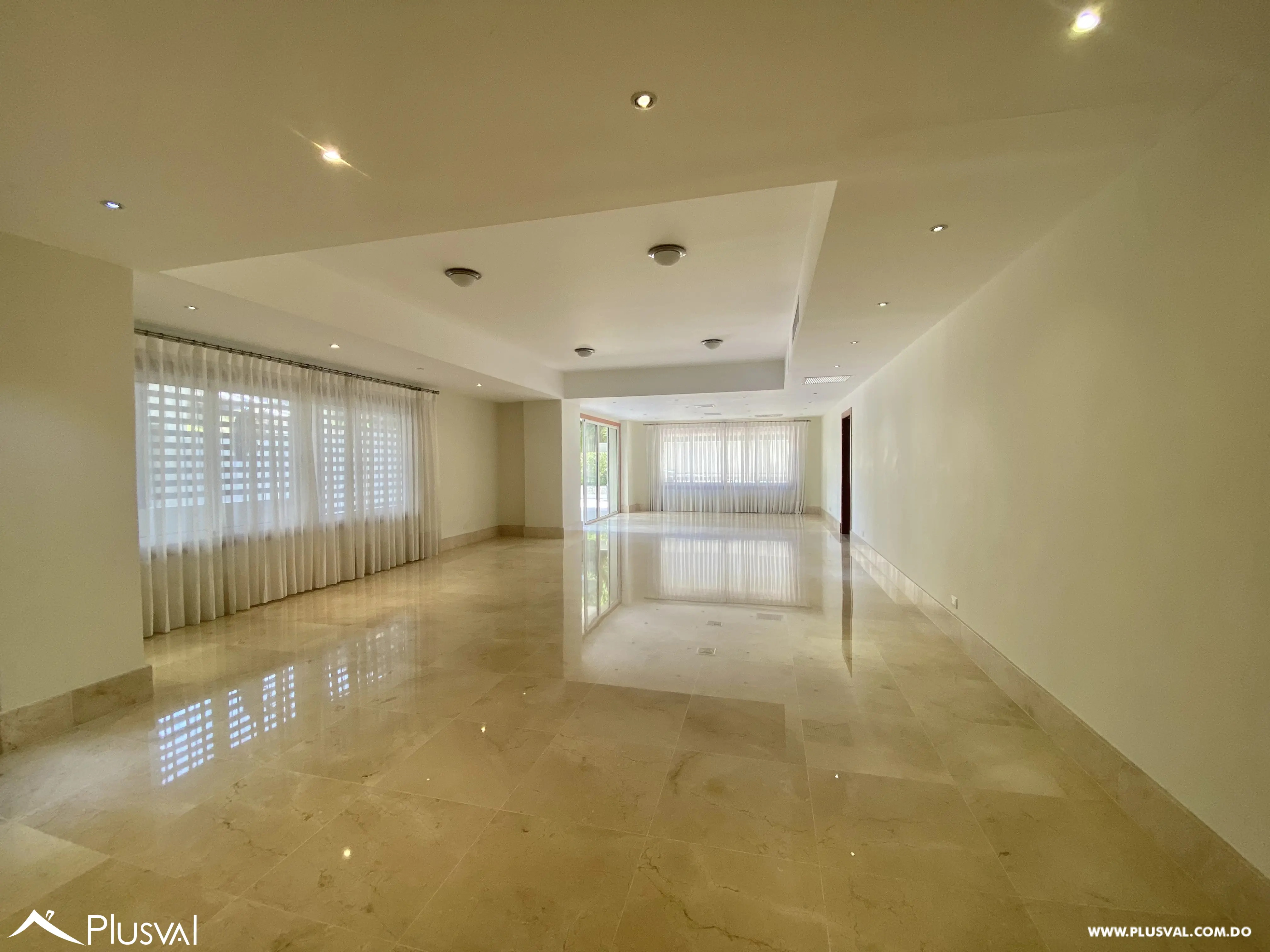 Alquilo Apartamento en Excelente Torre de Lujo en Piantini 476595