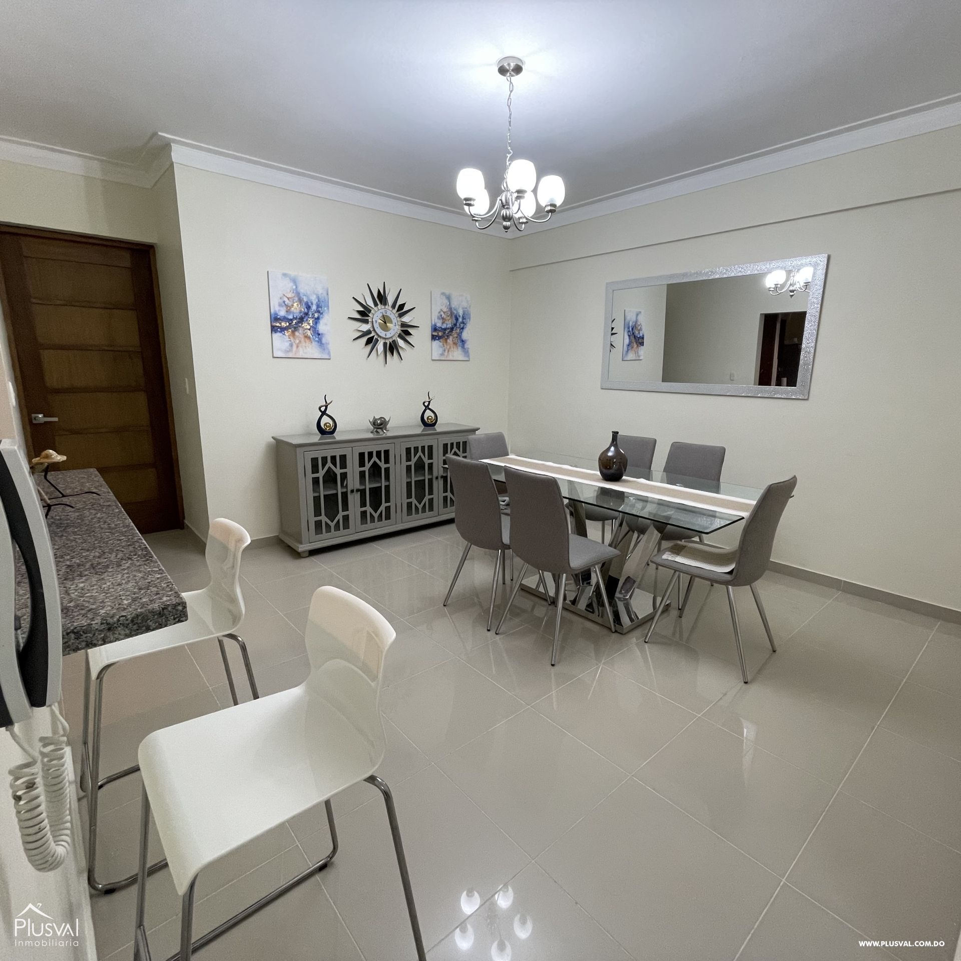 Apartamento en Alquiler en Evaristo Morales 256074