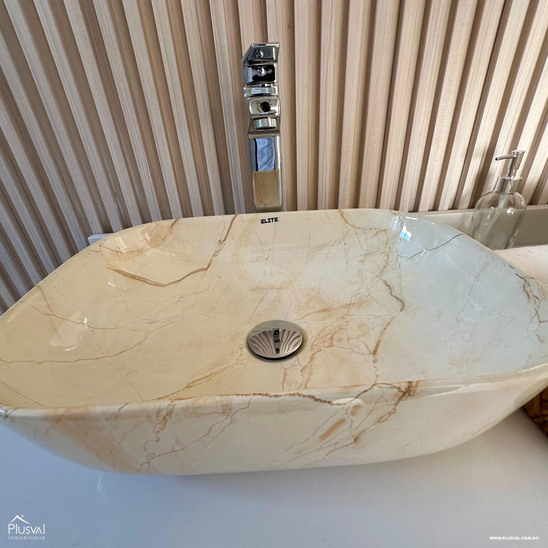 Exclusivas Villas en Bávaro, con un concepto minimalista acorde a los nuevos tiempos. 356621