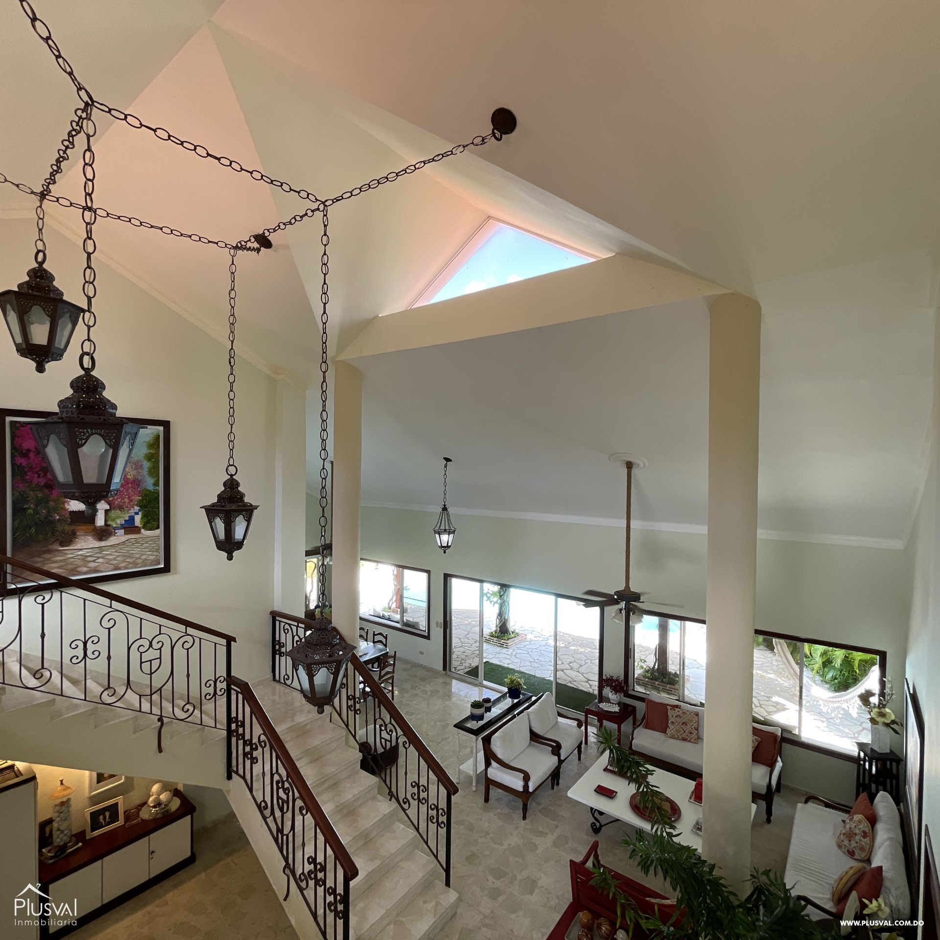 Villa Amueblada con Solar Incluido, Metro Country Club 219671