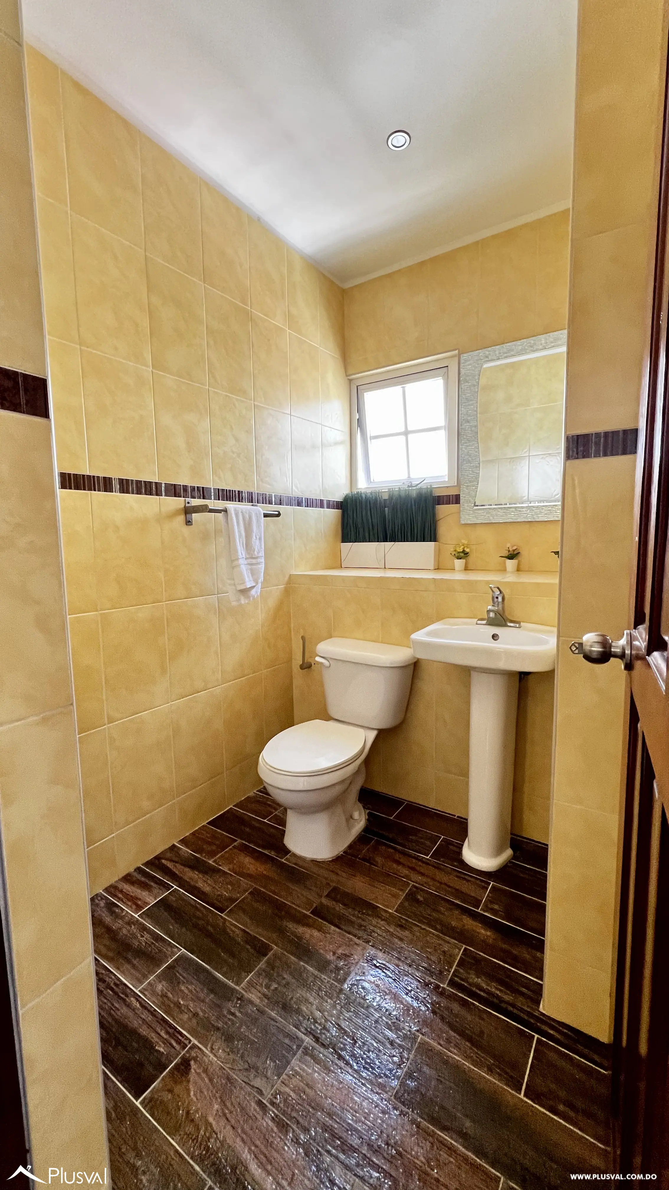 Apartamento estudio amueblado con hermosa vista desde la sala  y la habitación 526290