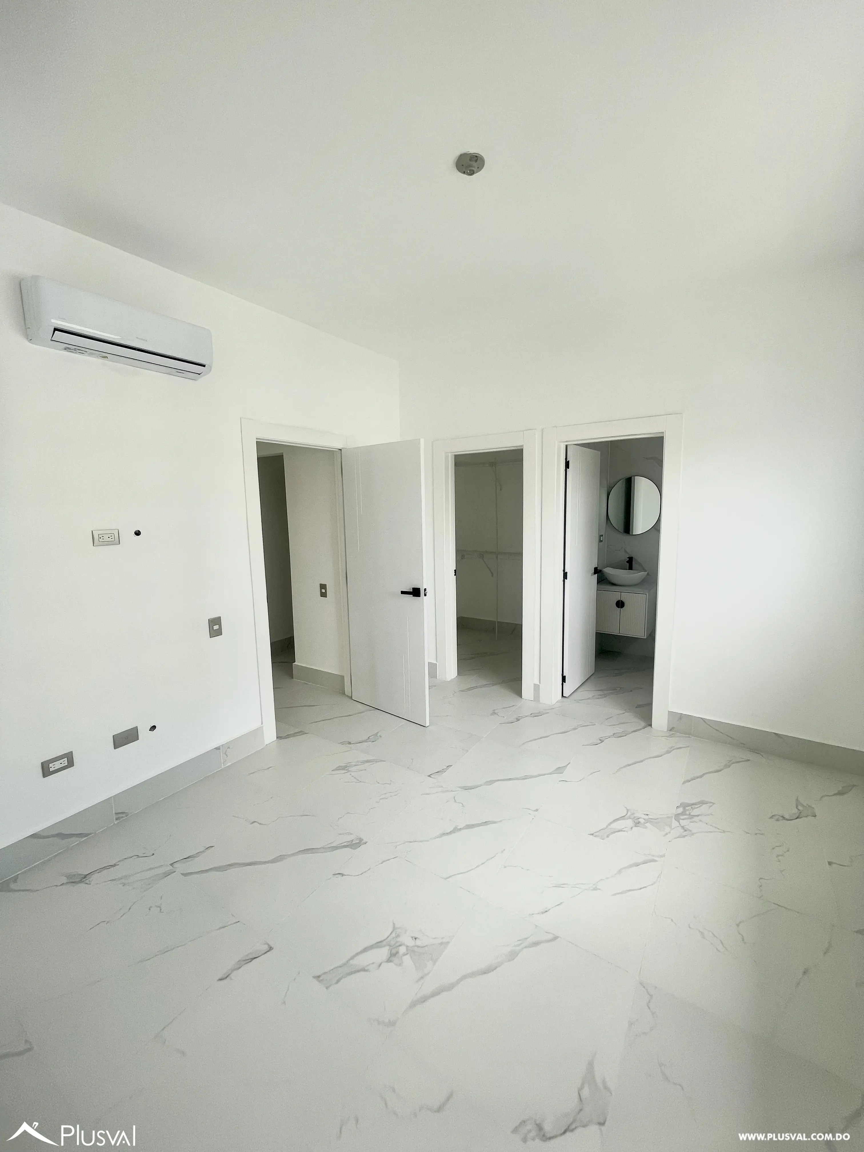 Apartamento en alquiler en Evaristo Morales 495752