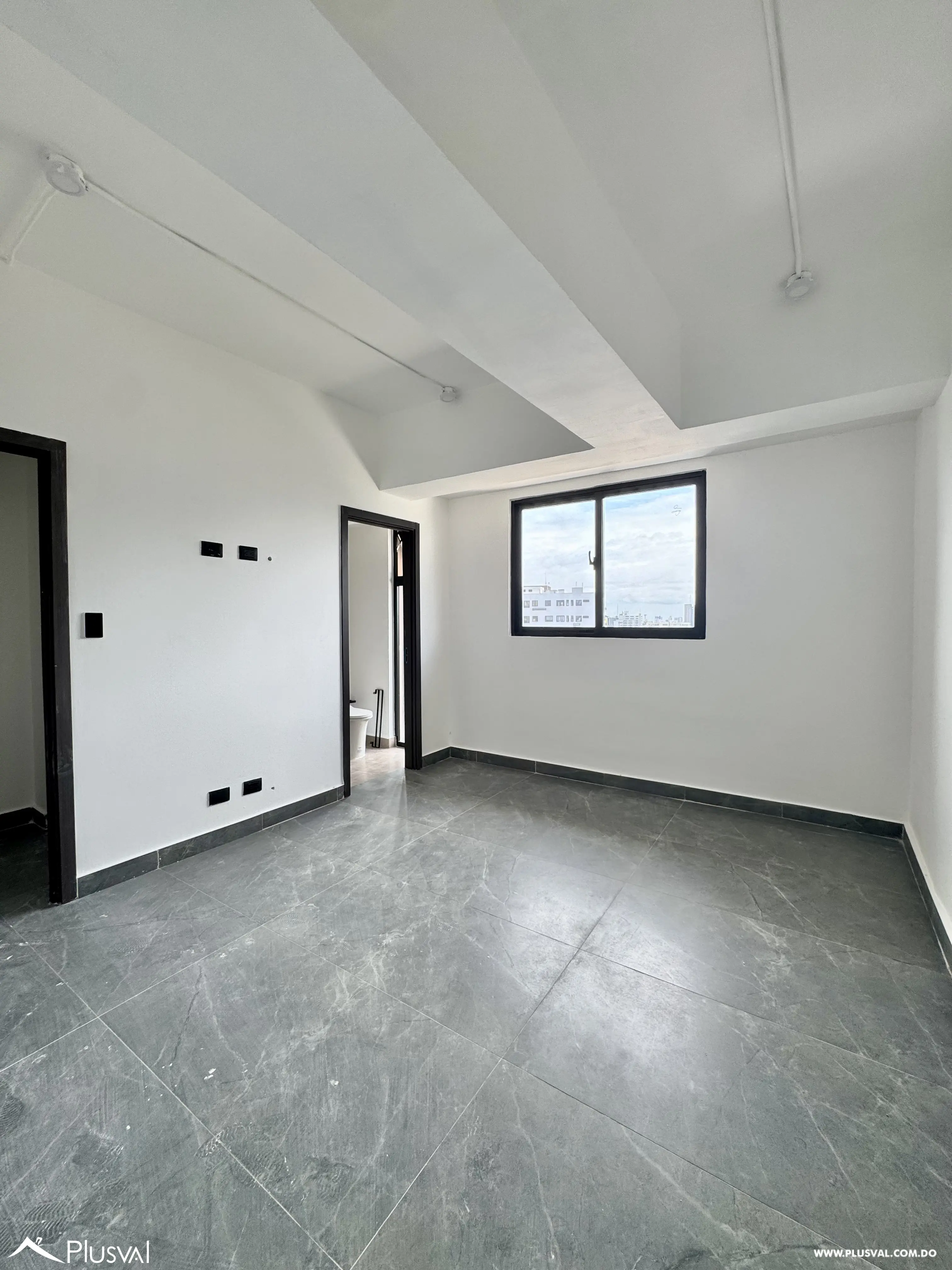 Alquilo Maravilloso Apto. Tipo Loft con excelente Balcon tipo Terraza 501639