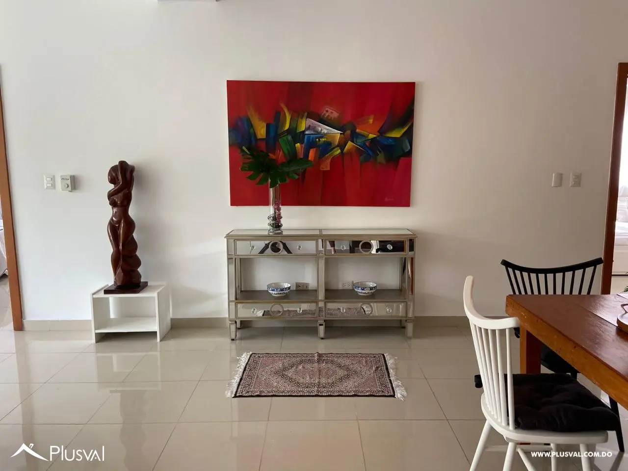 Apartamento en alquiler en torre de Av. Bolívar – 135 m² amueblado 487771