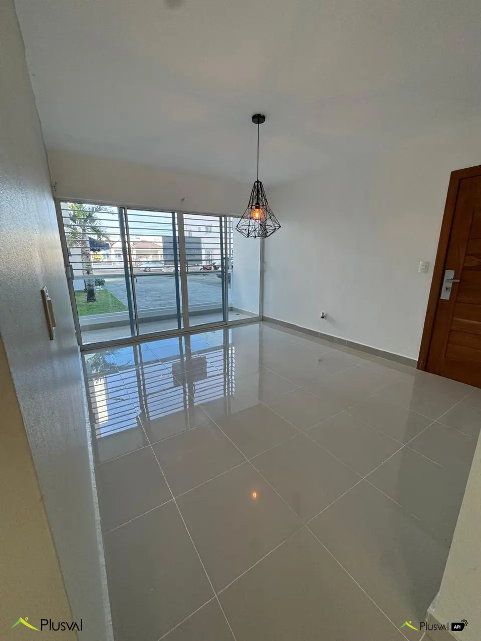 Primer piso con Patio y picuzzi. 448400