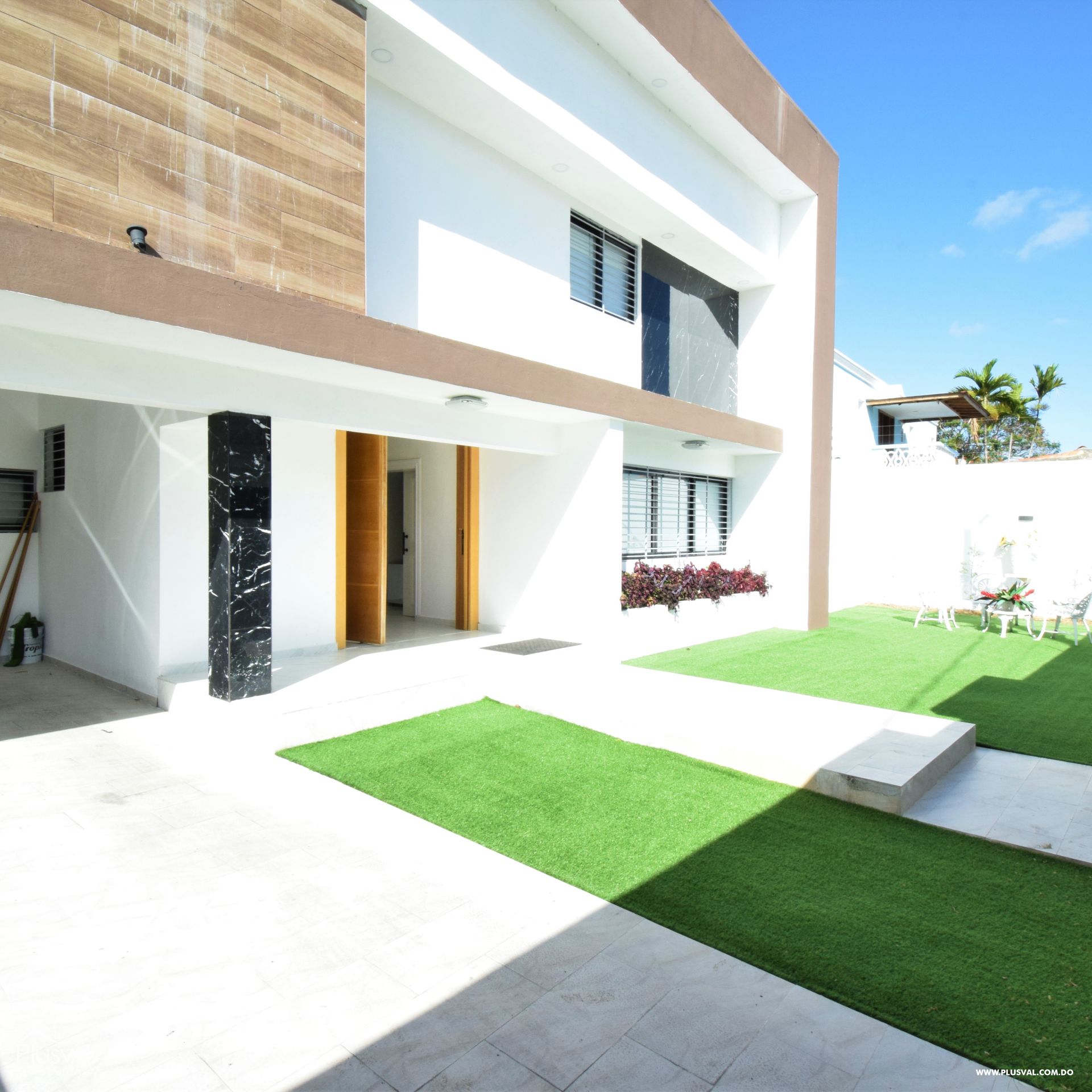 Moderna casa en venta 271752