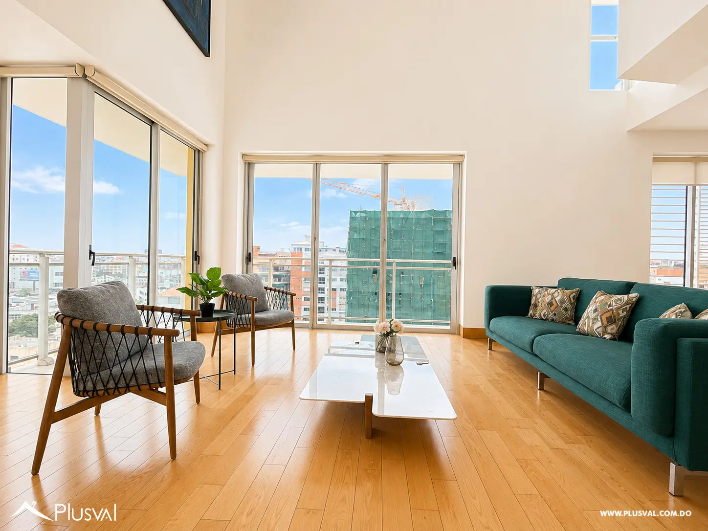 Penthouse Dúplex Amueblado en Alquiler | Evaristo Morales 516820