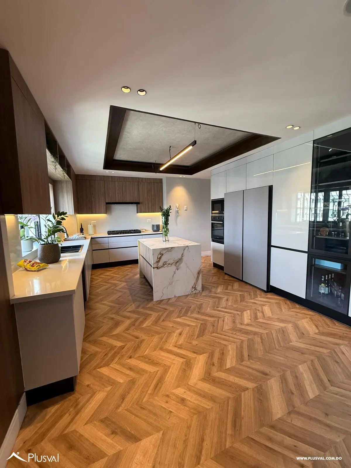 Se vende amplio apartamento en la Esperilla 510122