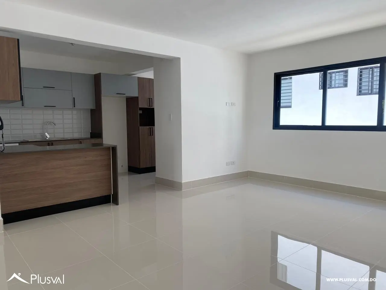 Amplio y Moderno Apartamento en Venta Ubicado en Zona Céntrica de Santiago 509849