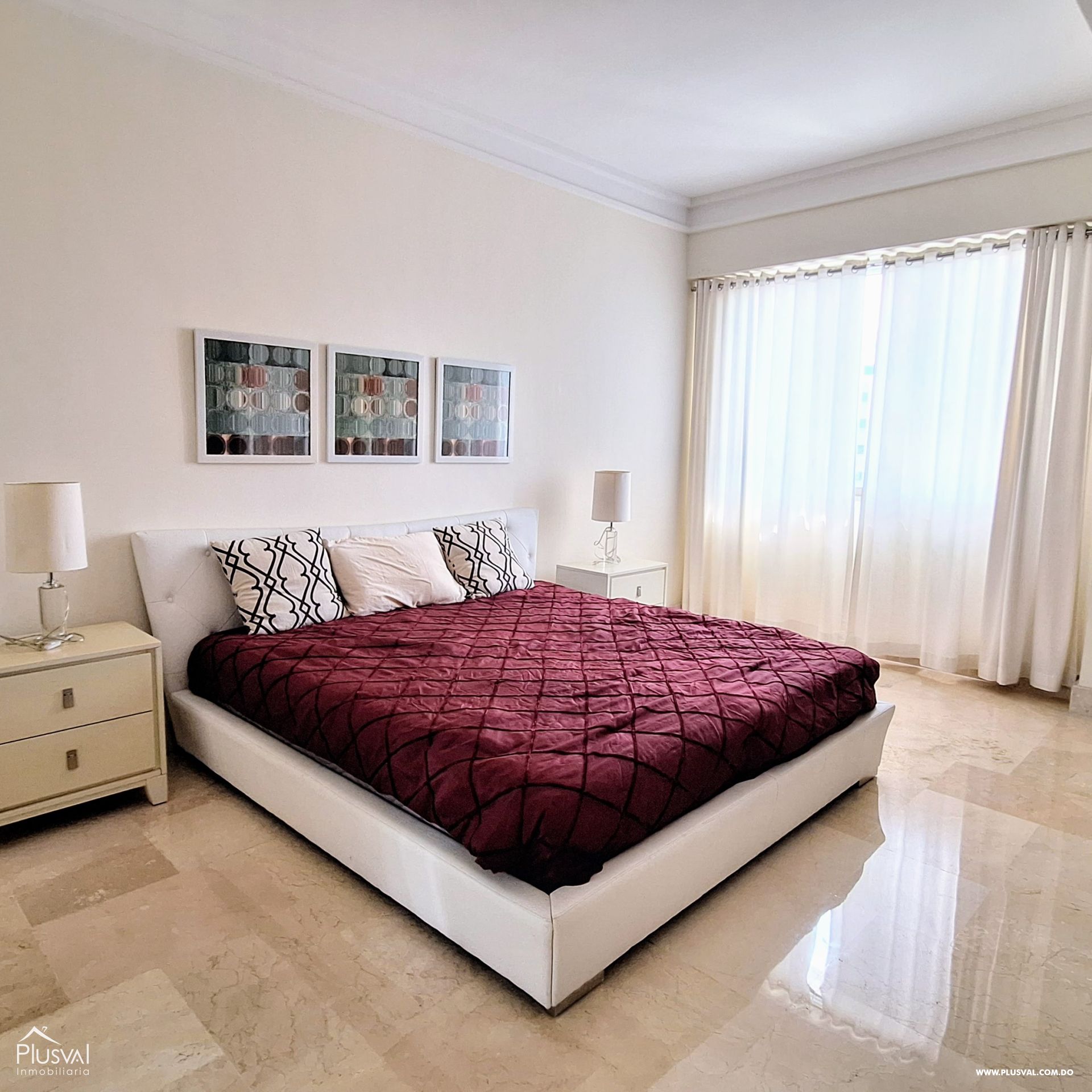 Apartamento en Alquiler Ens. Paraíso 387595