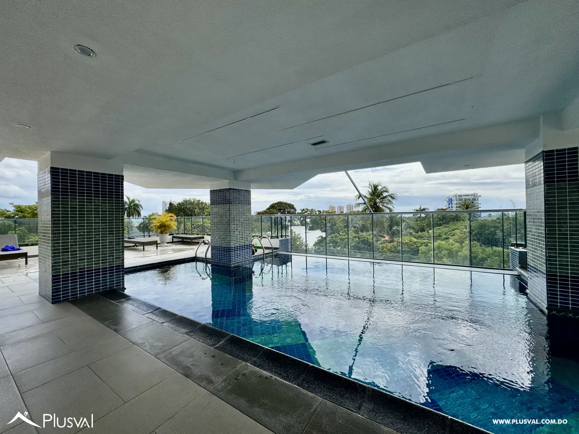 Vendo Maravilloso y Amplio Apartamento con Vista Mar en La Esperilla 490692