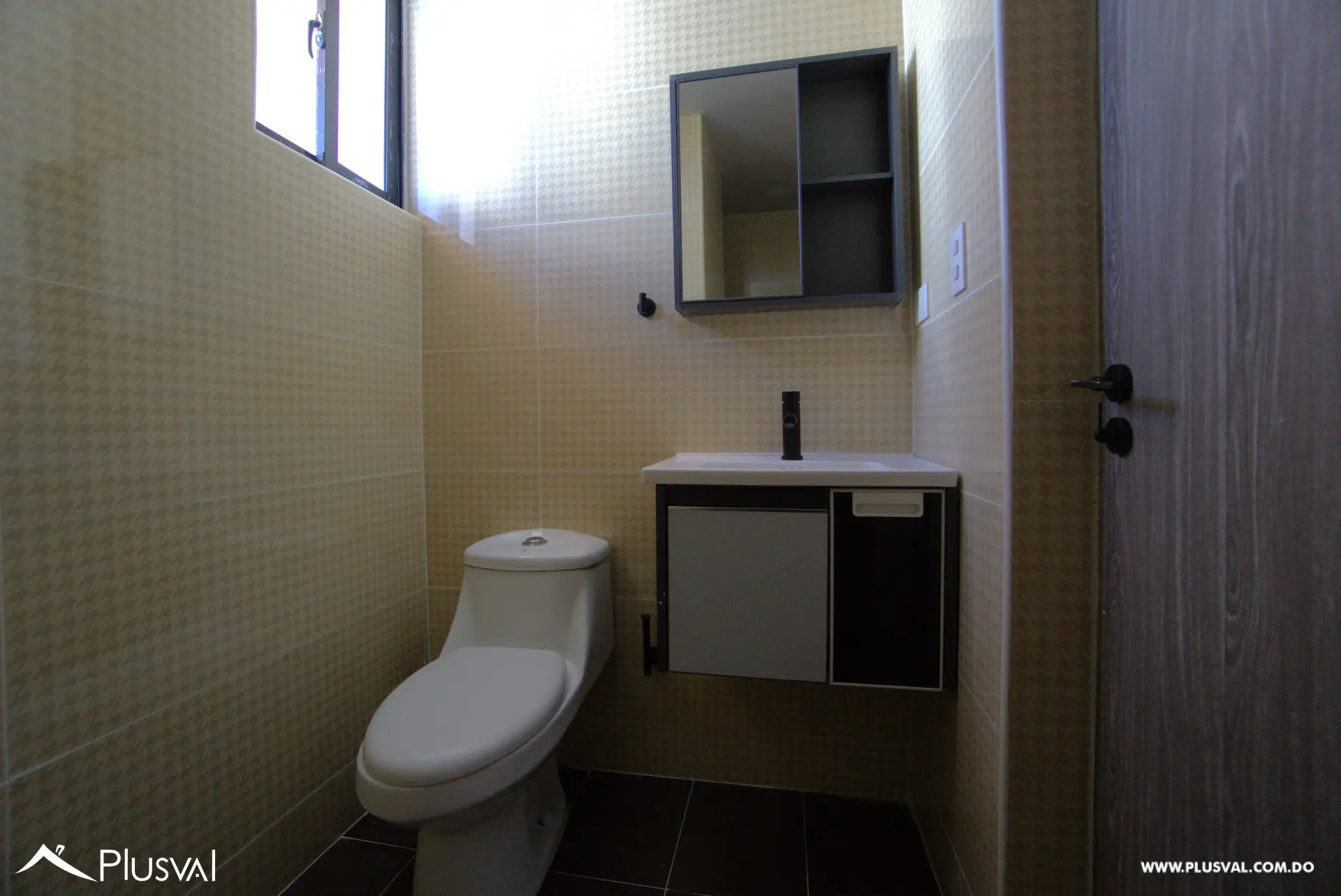 Apartamento en venta en Naco, Piso Alto 452447