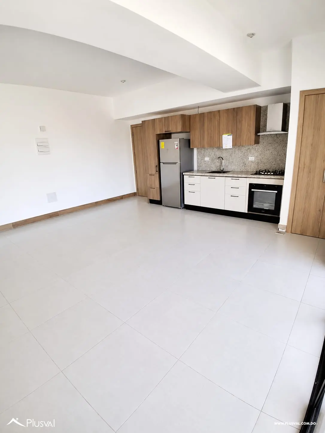 Moderno y amplio apartamento en alquiler con linea blanca 518820