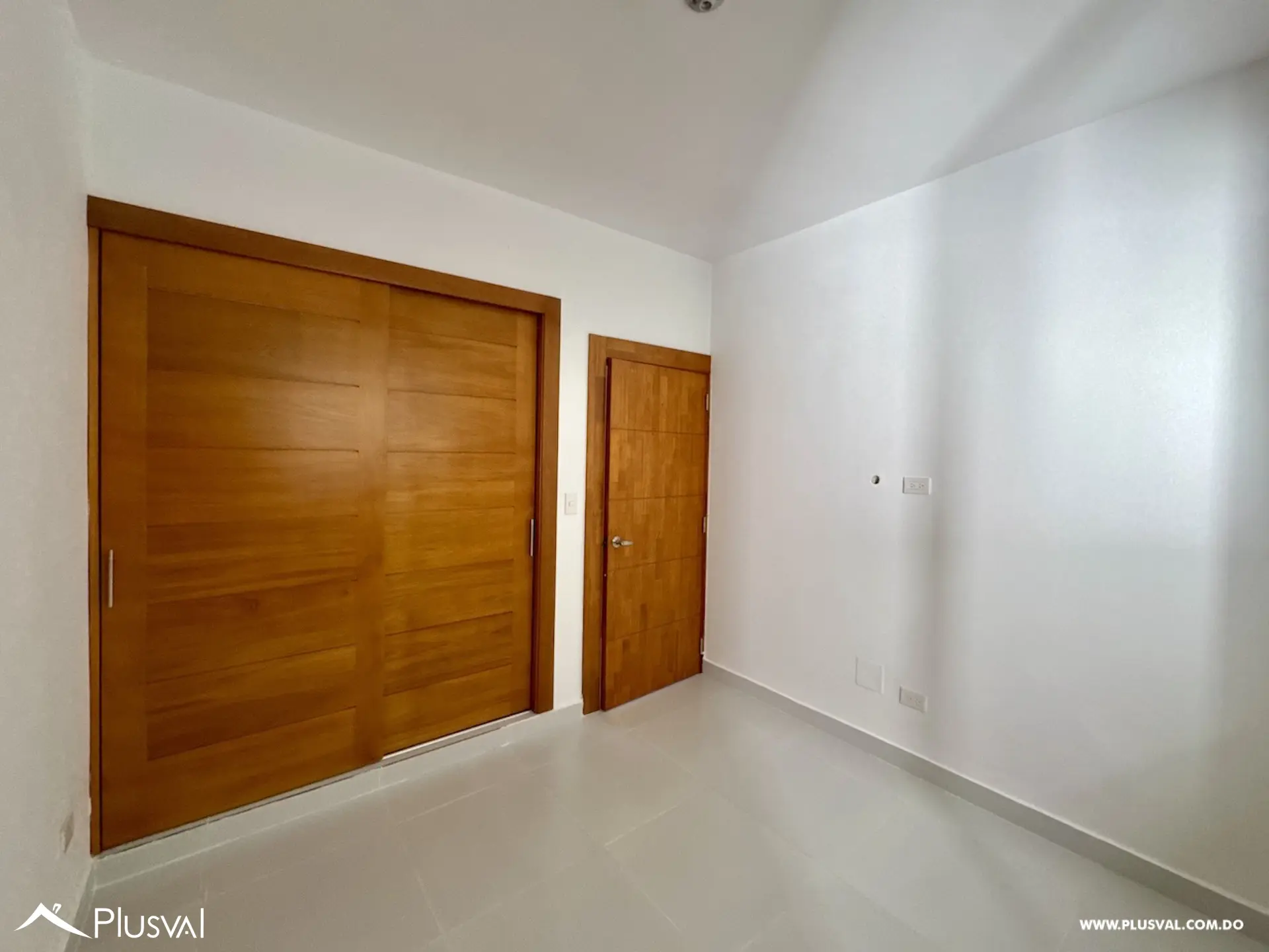 Apartamento en venta de 3 habitaciones mas terraza en Mirador Norte 492831