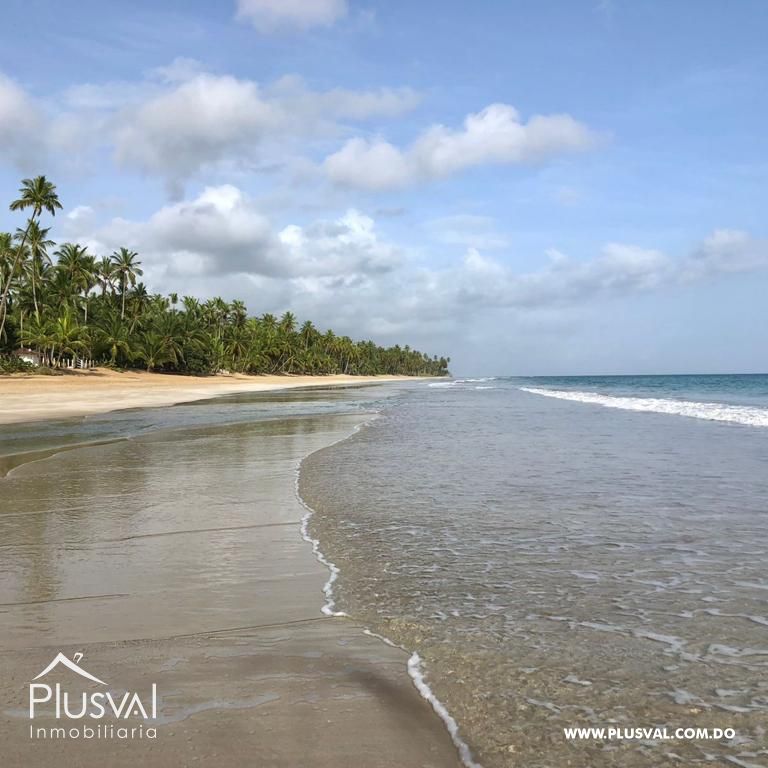 Villa en venta en 2da línea de playa, Las Terrenas 365897