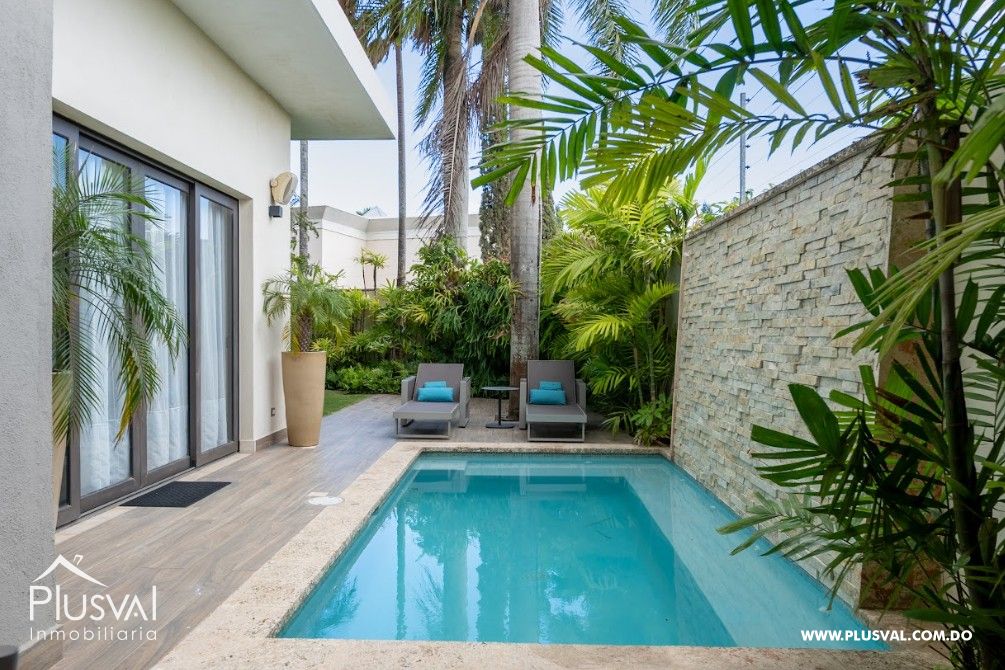 Elegante y Espaciosa Casa de Tres Niveles en Venta Ubicada en Cerros de Gurabo 495869