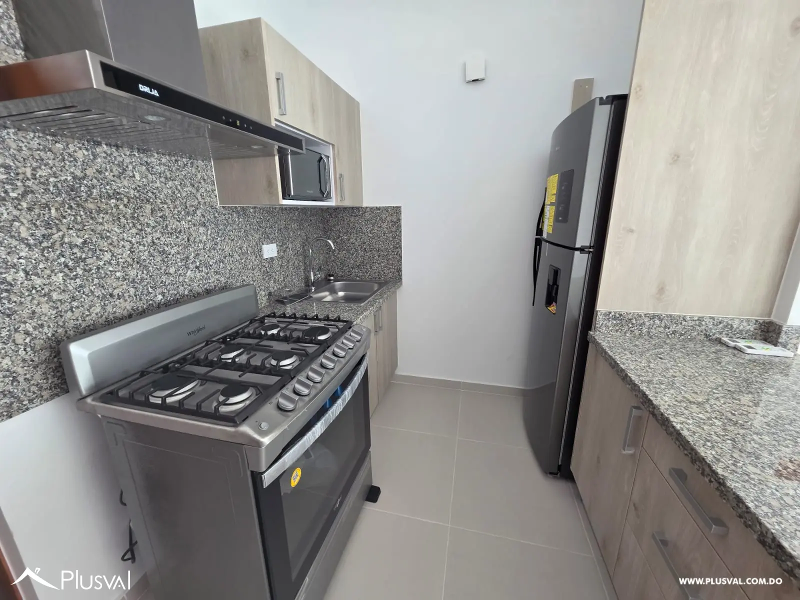 Nuevo a estrenar, Apartamento de una habitacion en un piso alto, linea blanca completa 498069