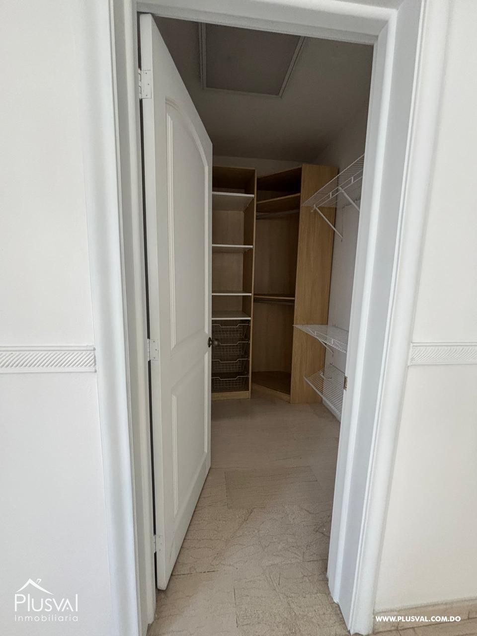 Excelente apartamento en alquiler, Naco 472884